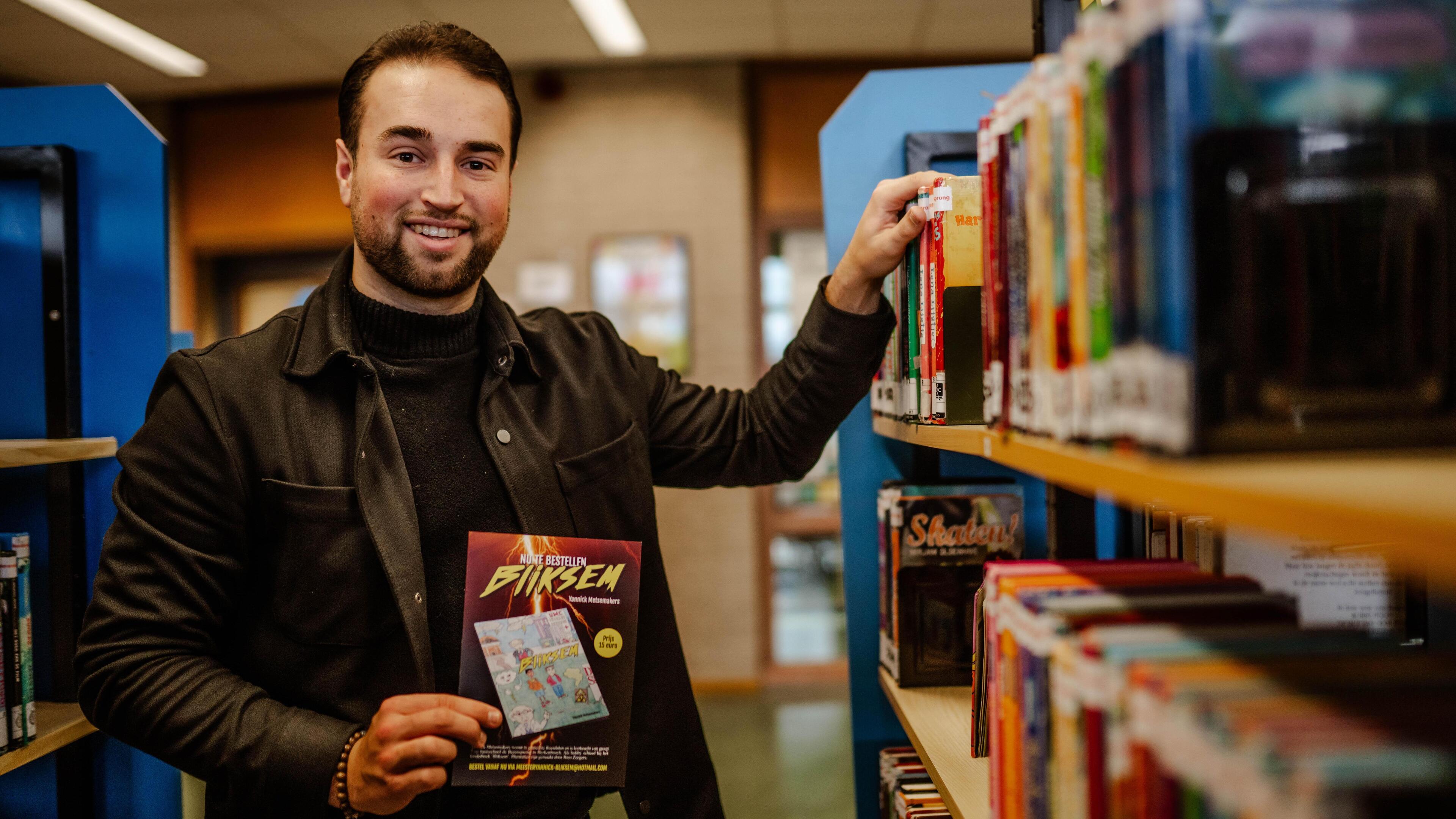 Meester Yannick (24) uit Montfort brengt zijn eigen kinderboek uit: ‘Zelfs mijn opa van 89 heeft een