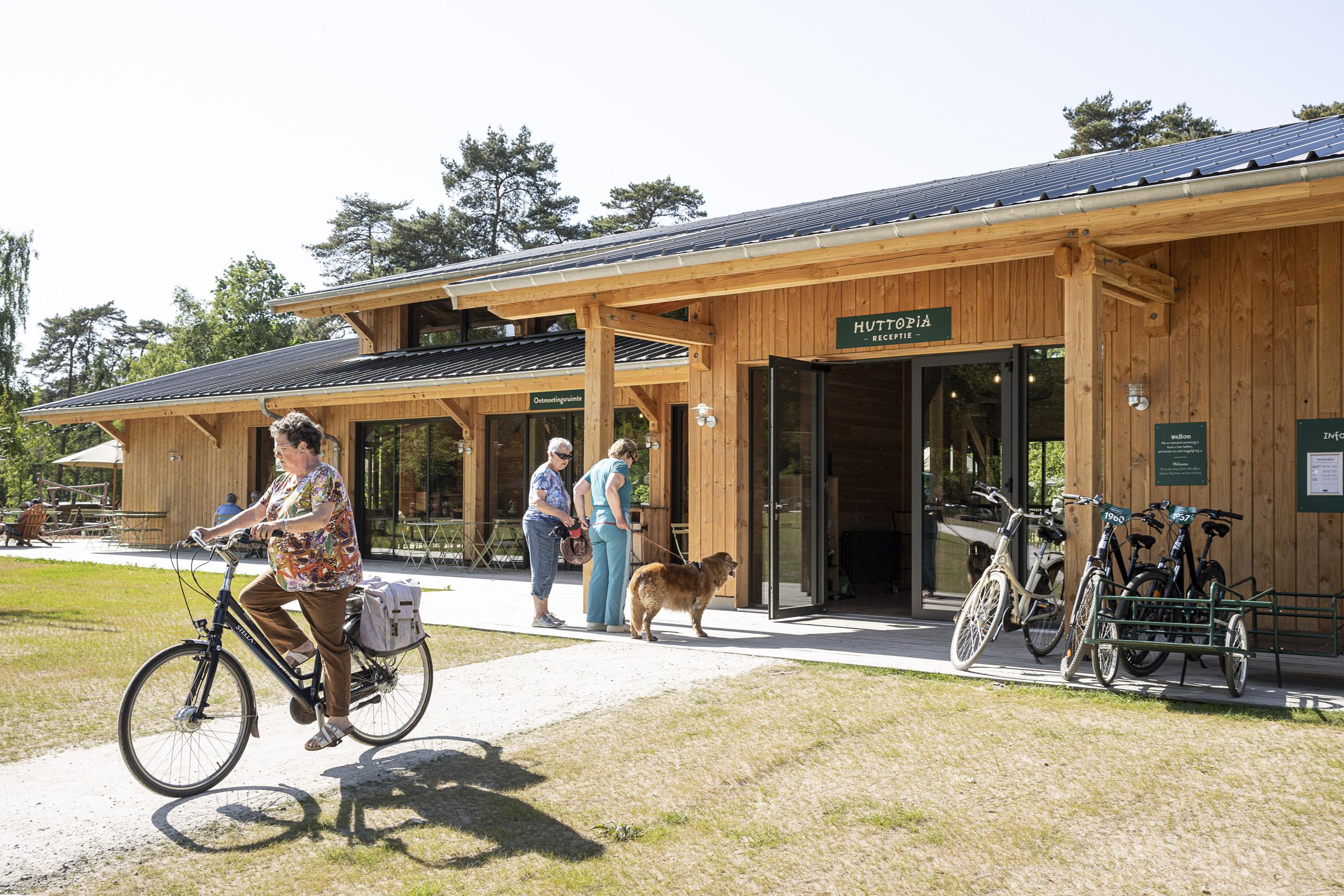 Camping Elfenmeer is na ingrijpende verbouwing Huttopia geworden: ‘We halen de gasten weg van de dig