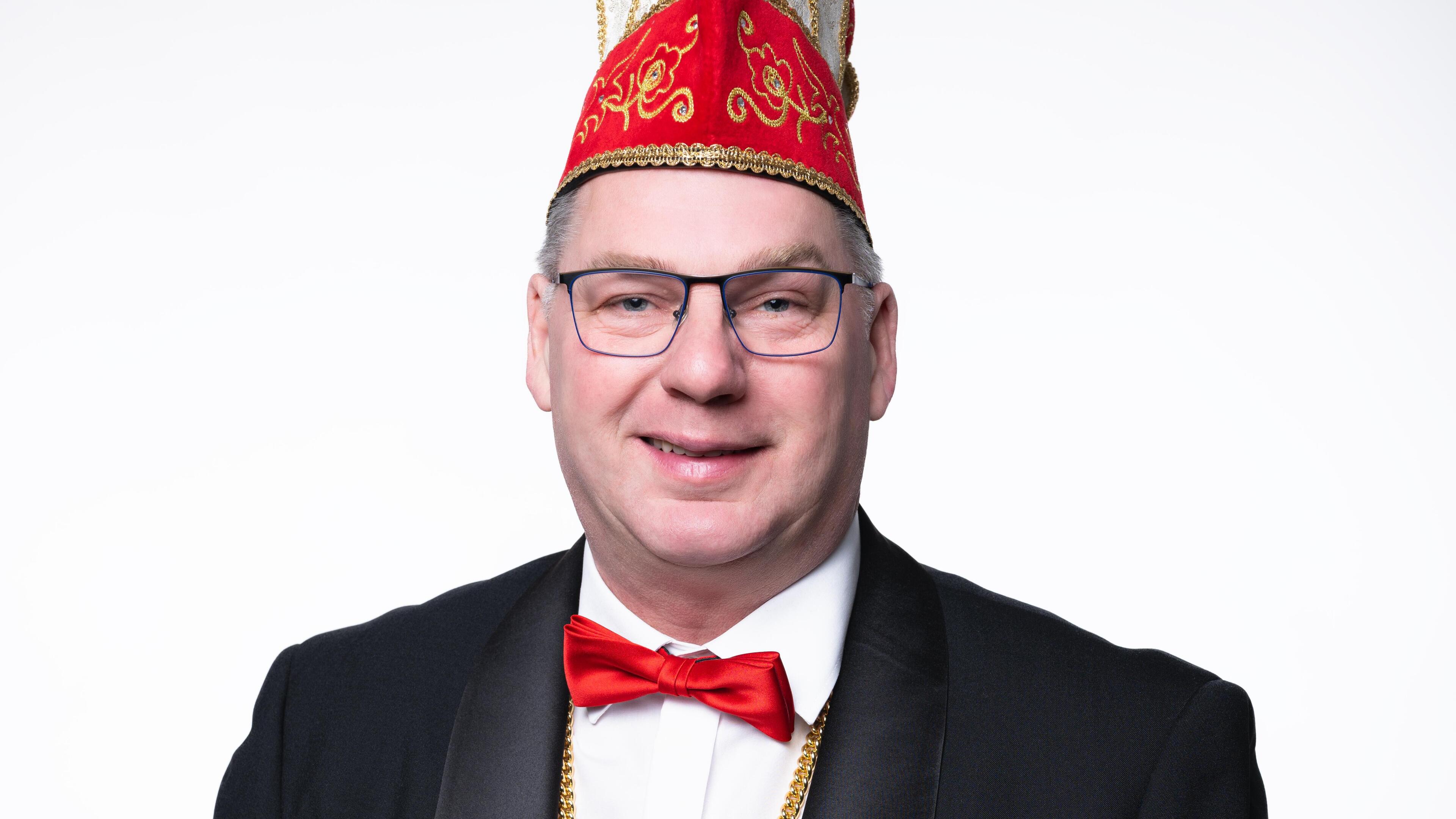 Prins Kees I zwaait de scepter over de Naachraove in Eijsden