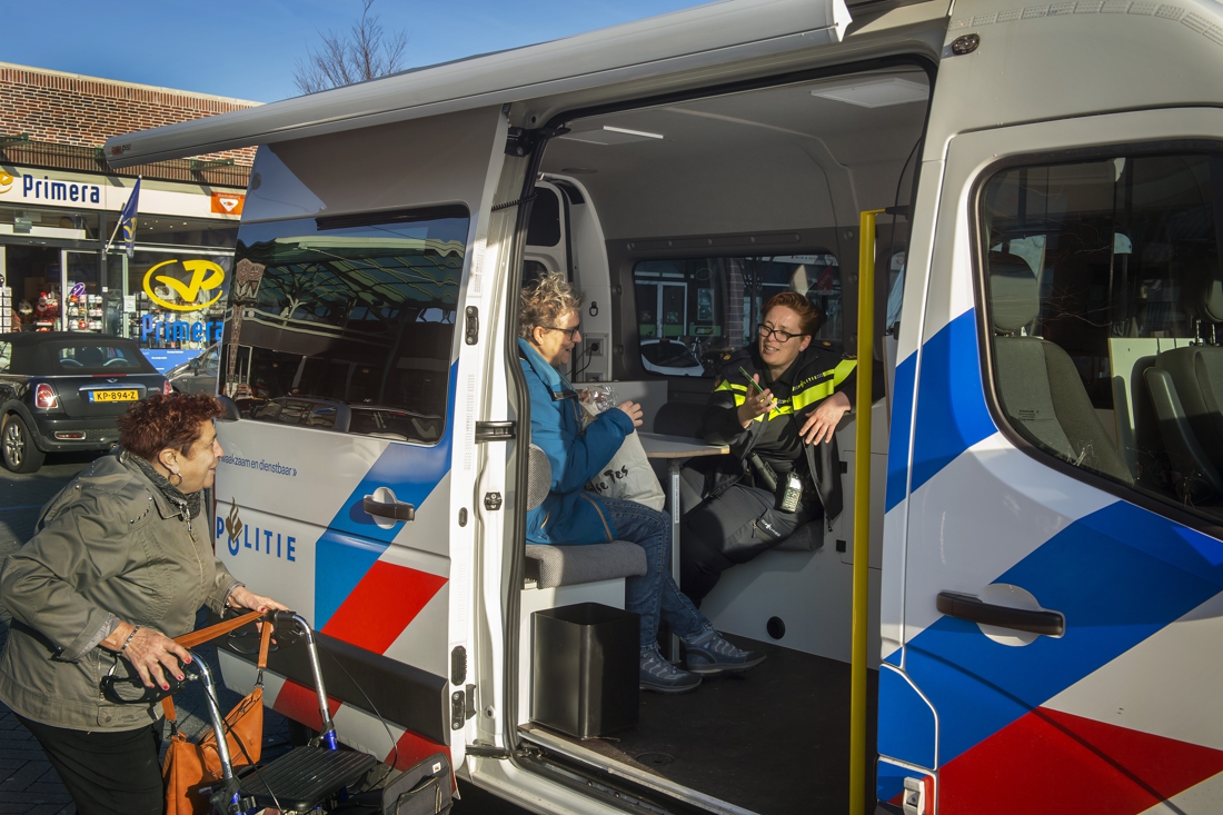 Mobiele wijkbus politie naar Spaubeek