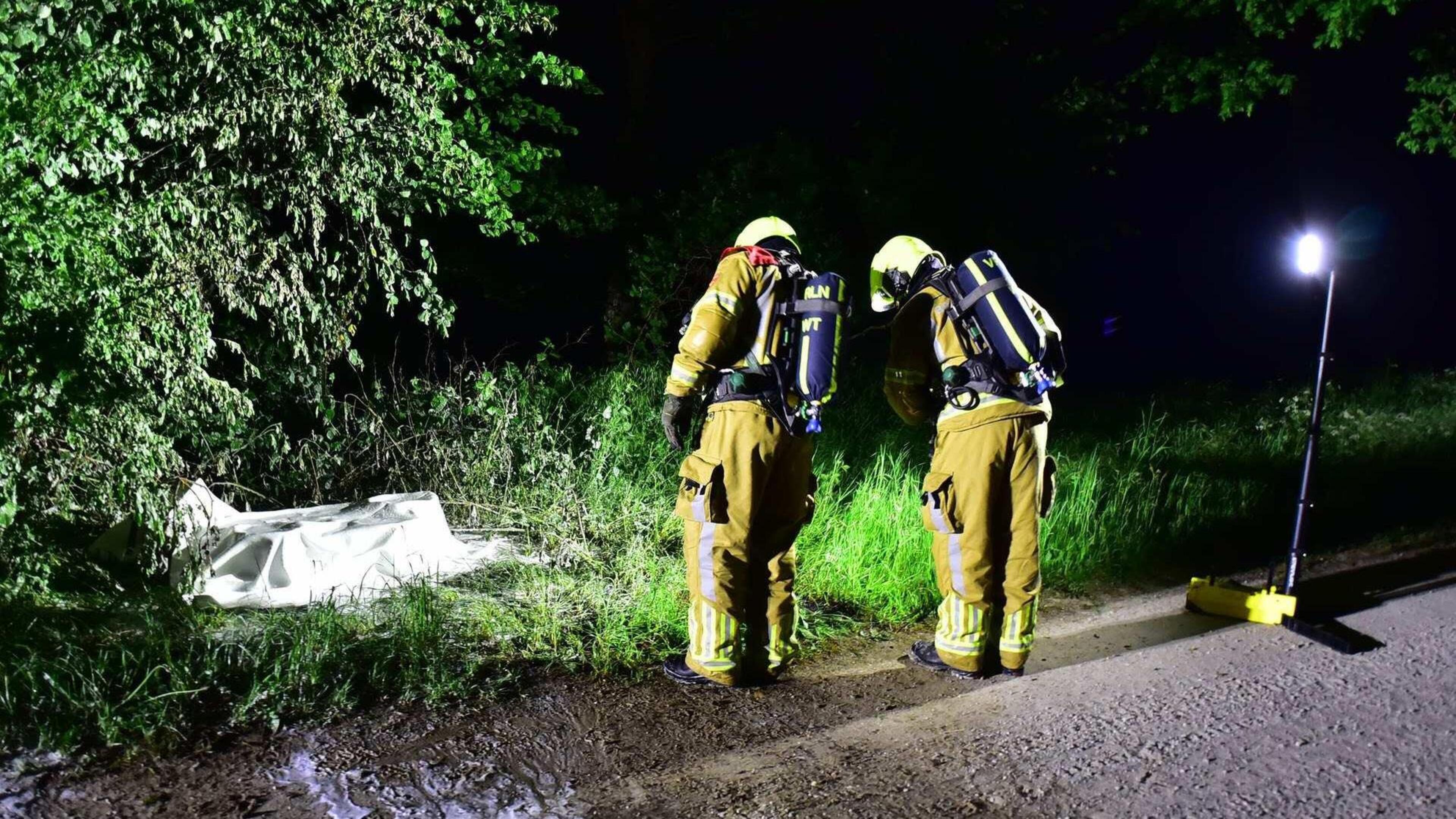 Gedumpte jerrycans in brand bij Kelpen-Oler