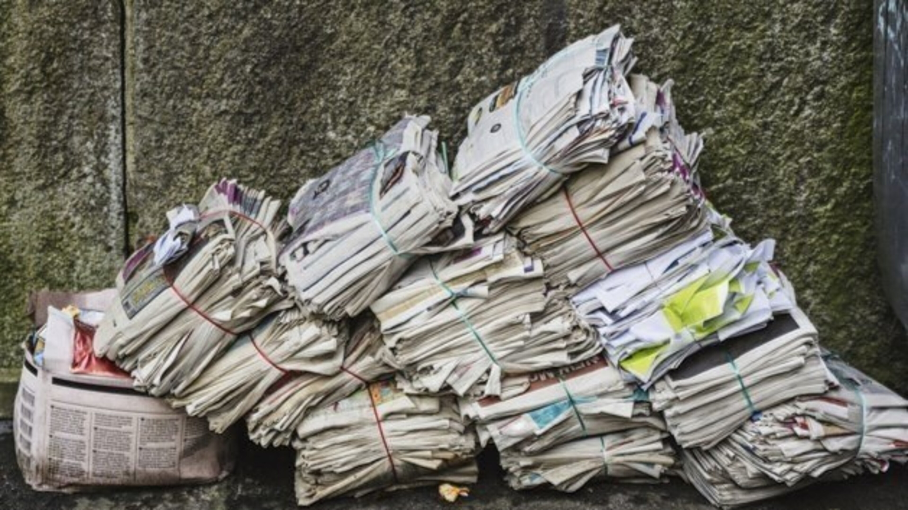Inzameling oud papier Neeritter geannuleerd