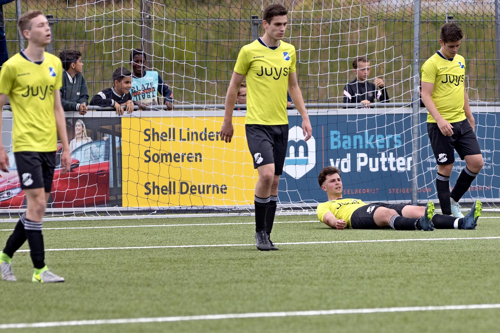 Teleurstelling bij de spelers van EVV.