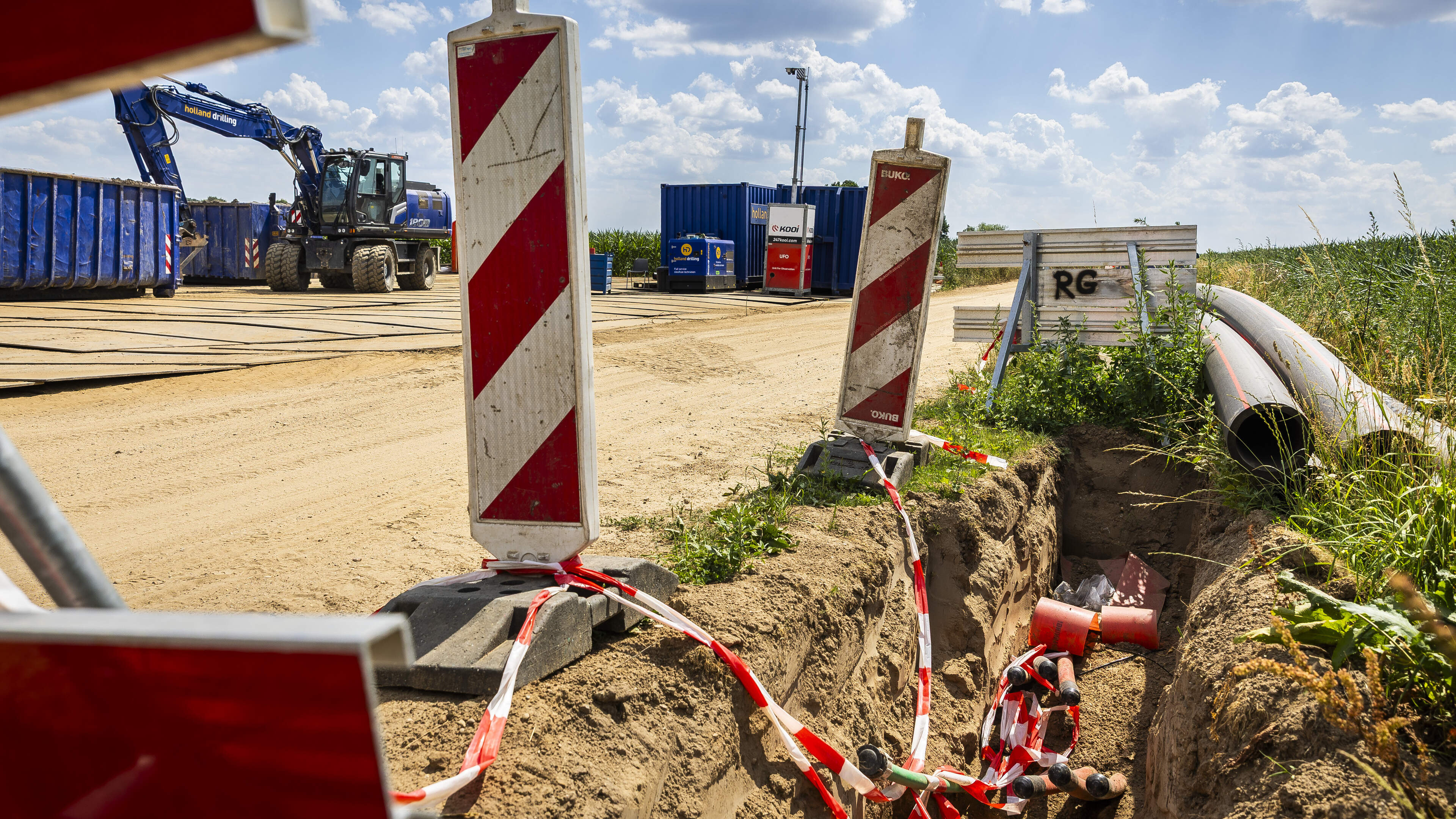 Stroomkabels onder de Maas helpen aardappelfabriek in Lomm bij verduurzaming: ‘Deze boring is ook vo