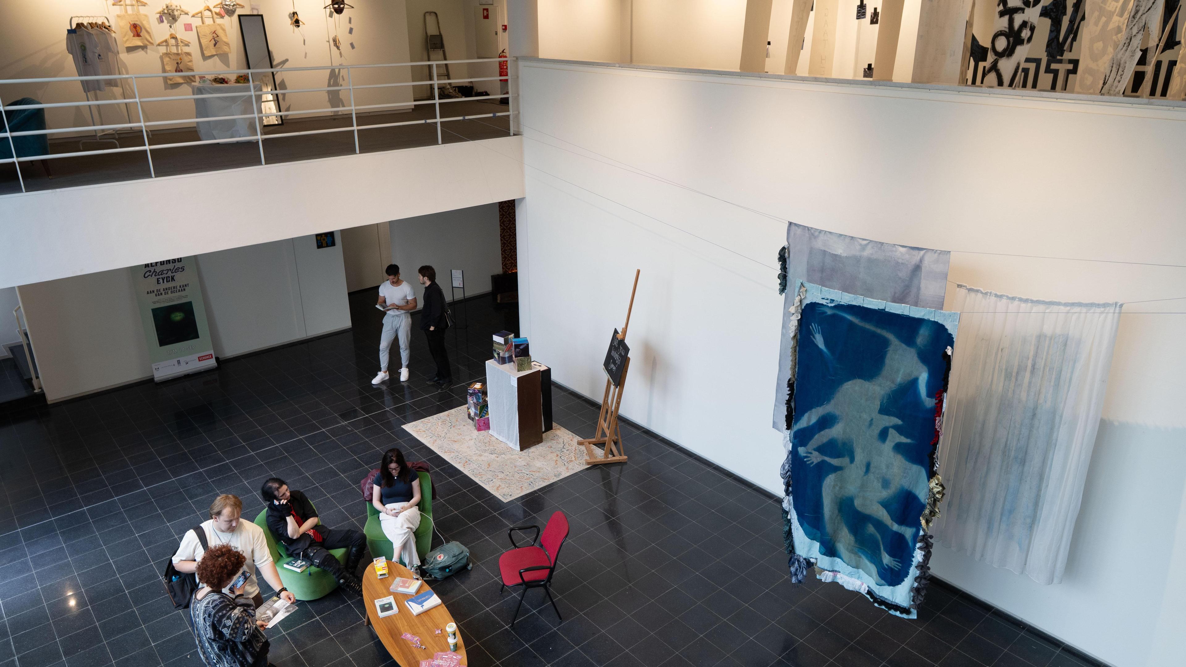 Studenten kunstacademie tonen hun werk in Heerlen: ‘Makkelijker en goedkoper dan in Maastricht’
