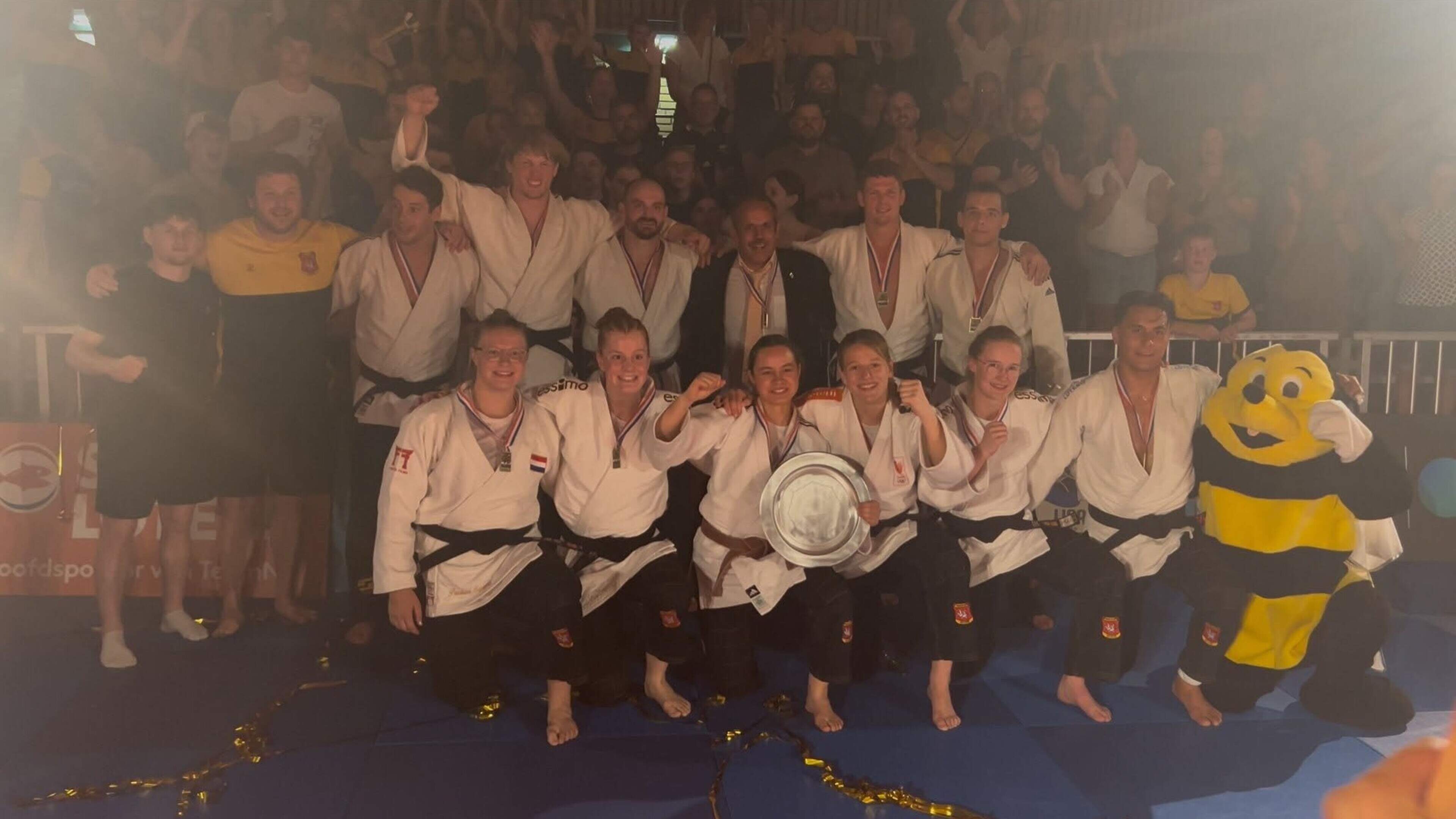 Judoclub Hercules uit Echt verovert vijfde Nederlandse titel bij teams