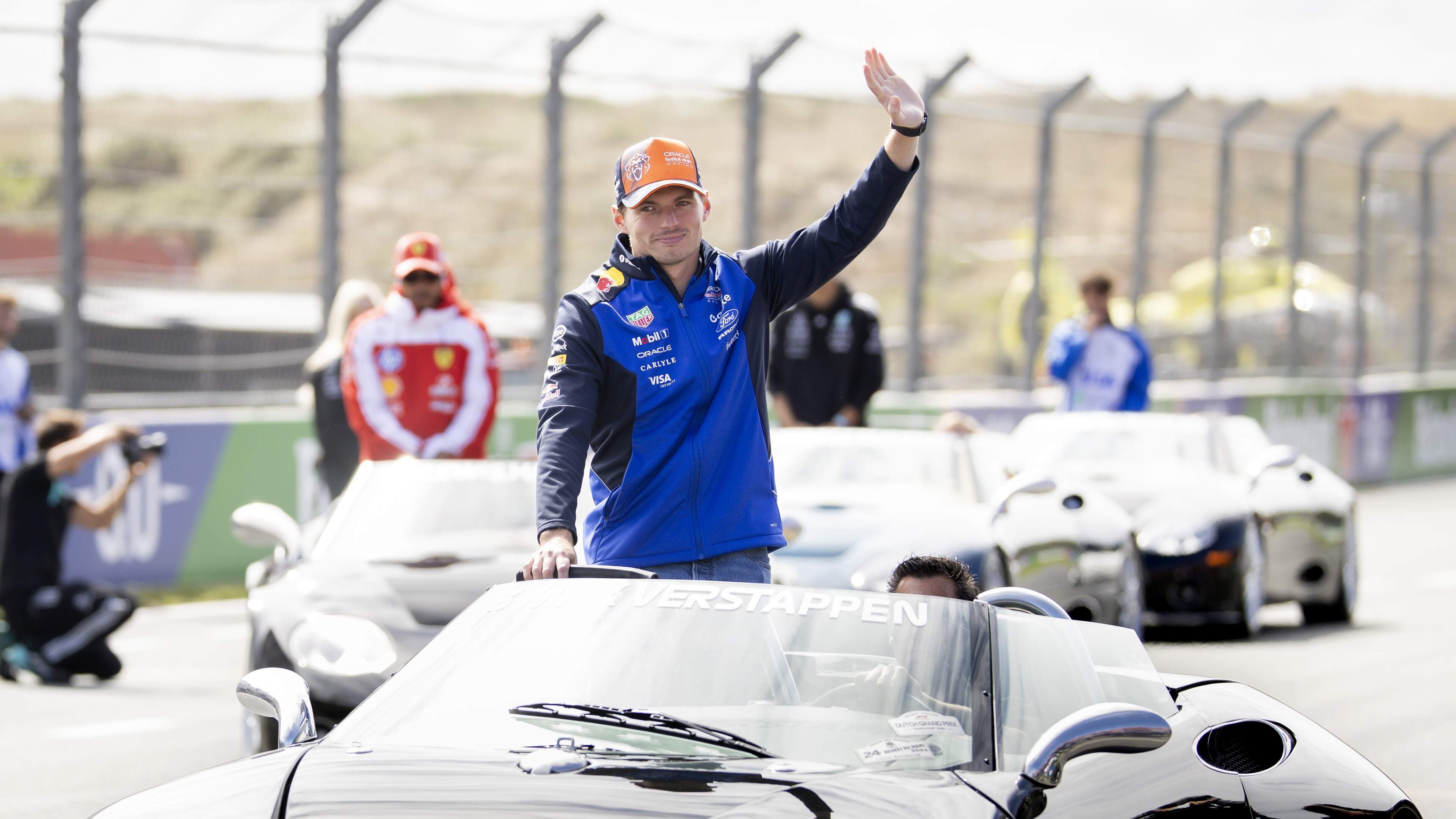 LIVE | Mooie woorden Max Verstappen, koninklijke familie gearriveerd voor laatste GP van Nederland