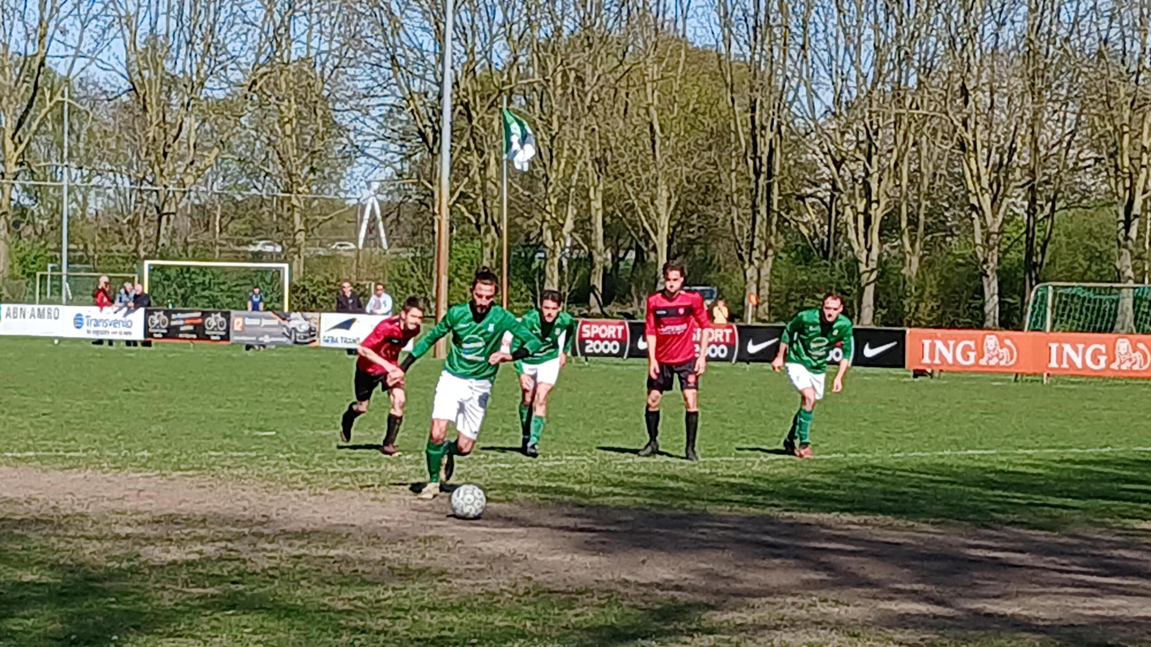 FCV boekt hele welkome zege op Baarlo: ‘Deze punten gaan we tot in de kleine uurtjes vieren’