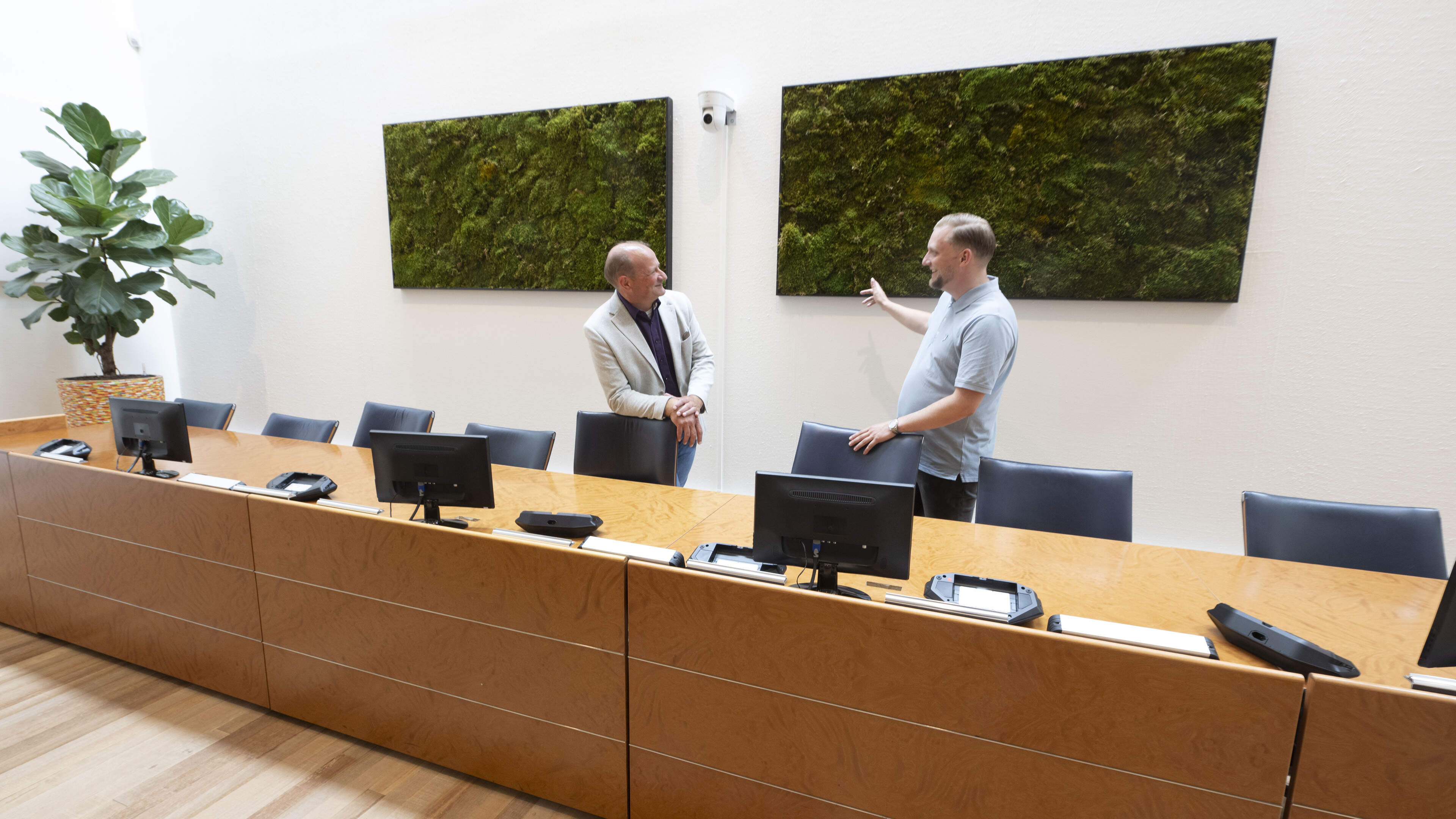 Hoe tover je een museum om tot raadszaal? Sittard-Geleen deed het met zoveel mogelijk hergebruik van