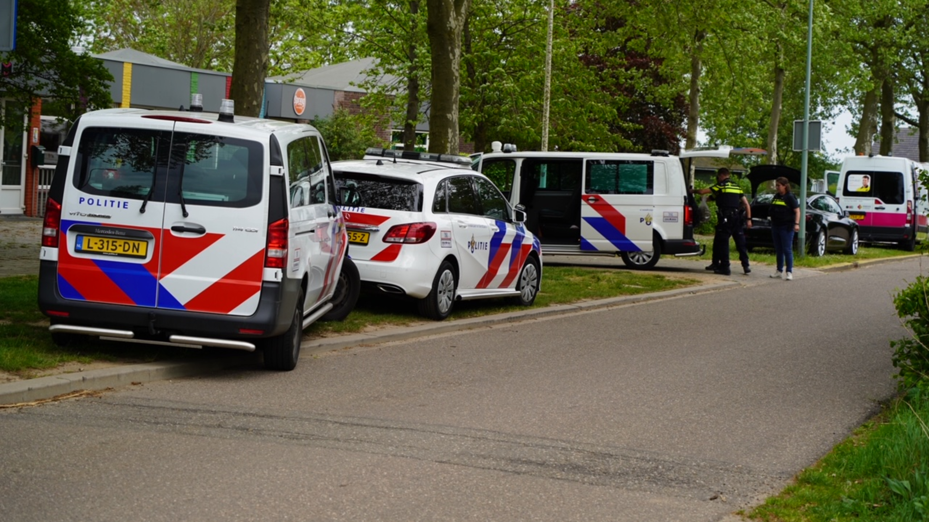 Grote wietkwekerij in de tuin van een woning in Meerlo ontdekt