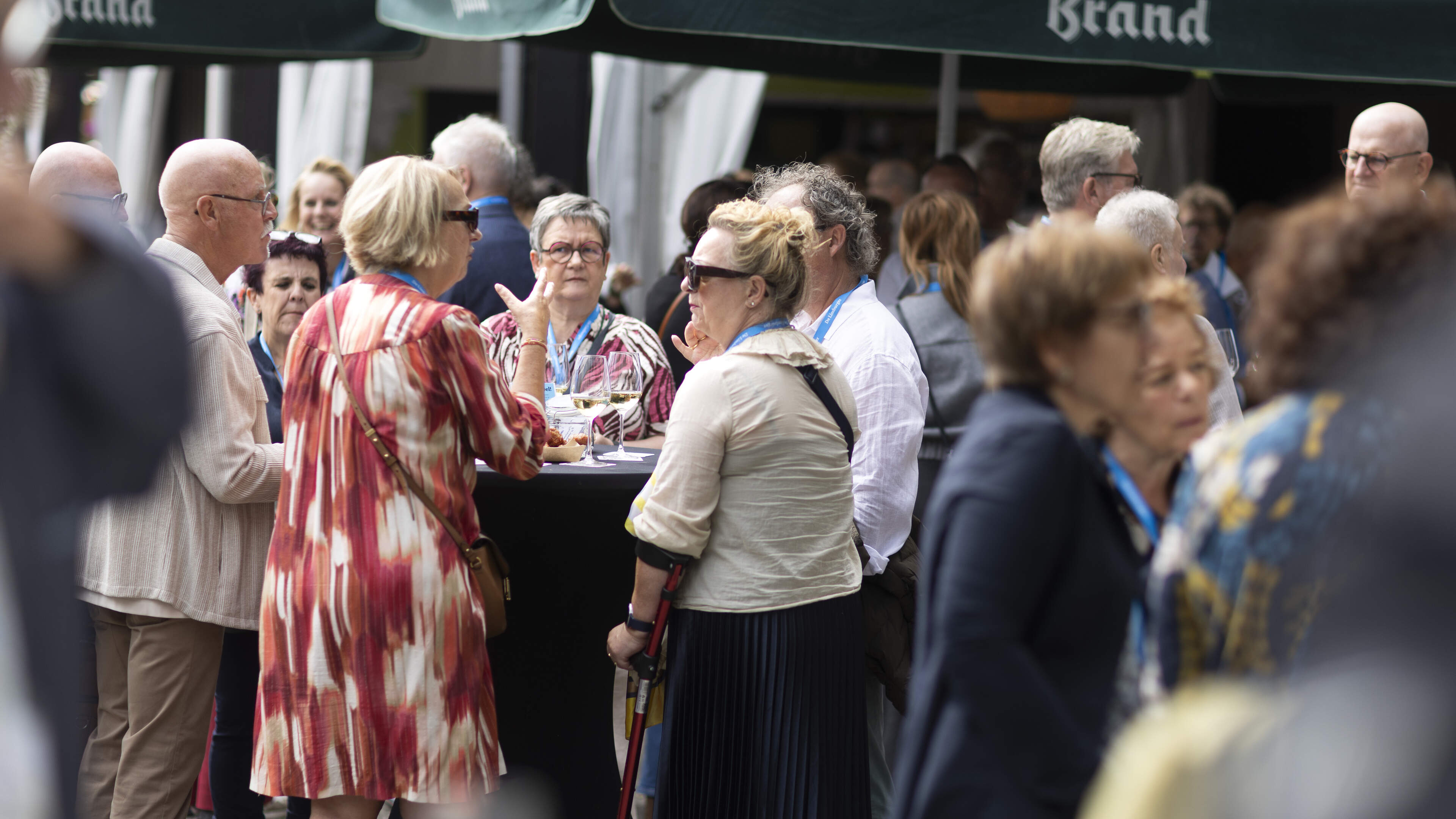 Limburgse verbroedering op het Preuvenemint in Maastricht: poffertjes zijn oké, beschuit met muisjes