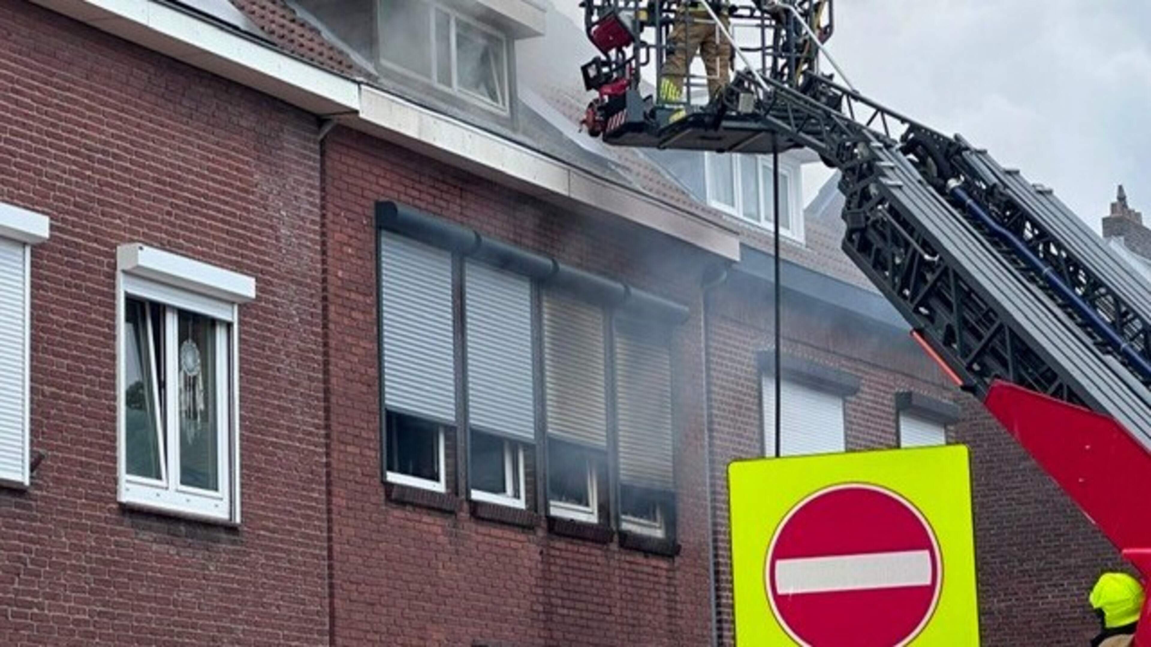 Veel rookontwikkeling bij woningbrand in Kerkrade