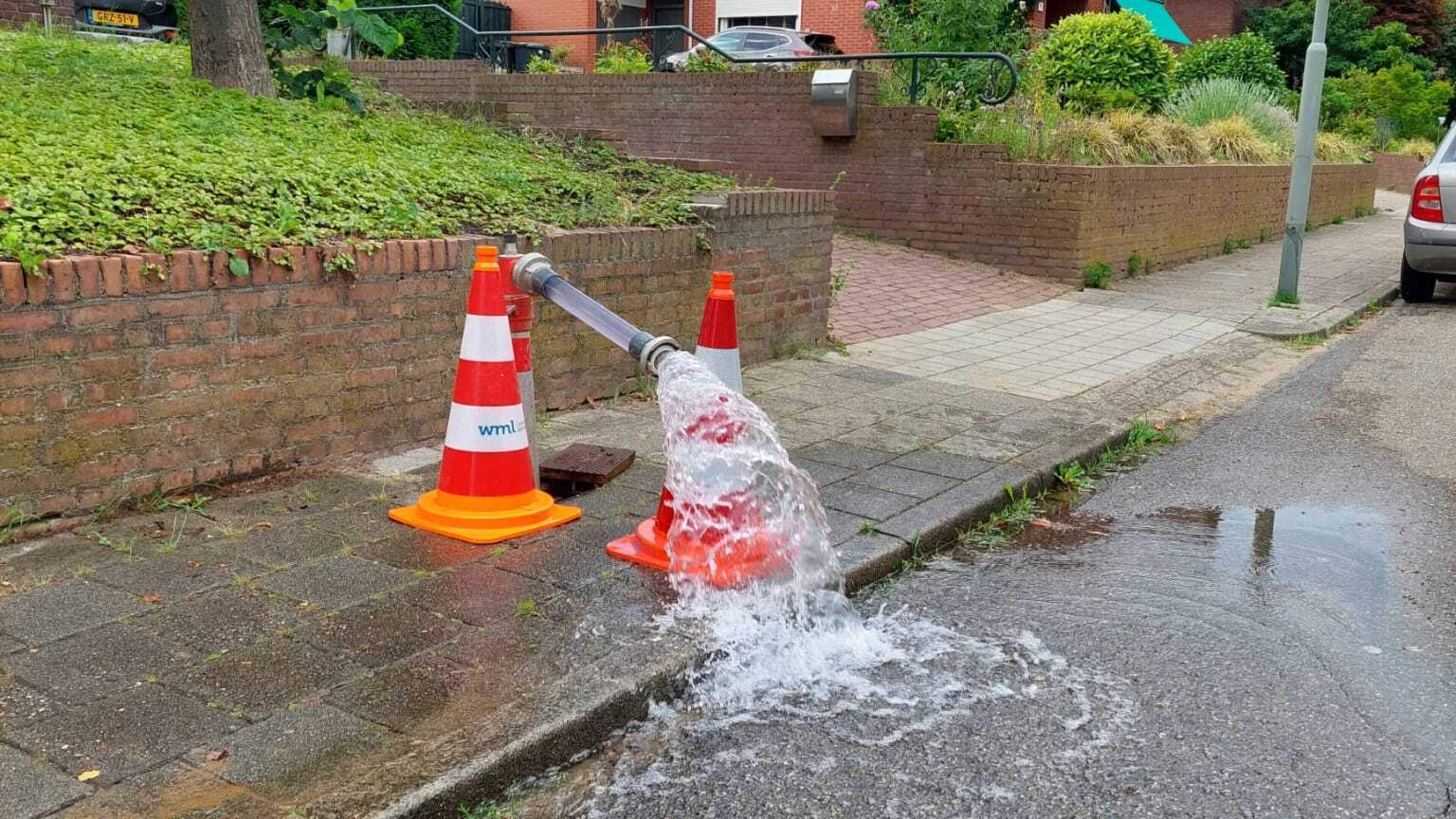 Duizenden liters drinkwater lopen in Herten dagenlang rechtstreeks het riool in: WML wist niet dat e
