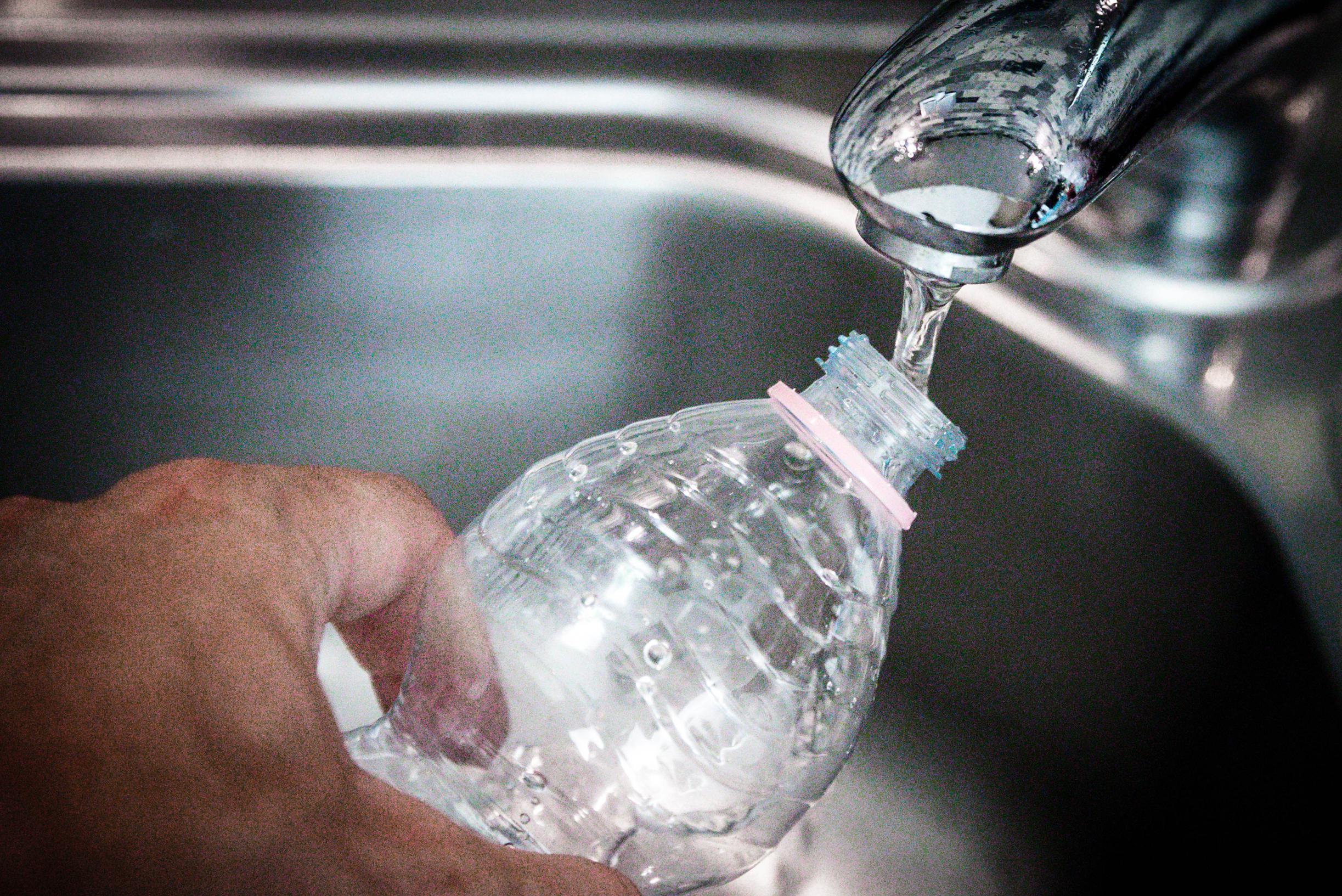 ‘Poepbacterie’ E. coli aangetroffen in drinkwater Noord-Limburg, kookadvies voor bijna 14.000 huisho