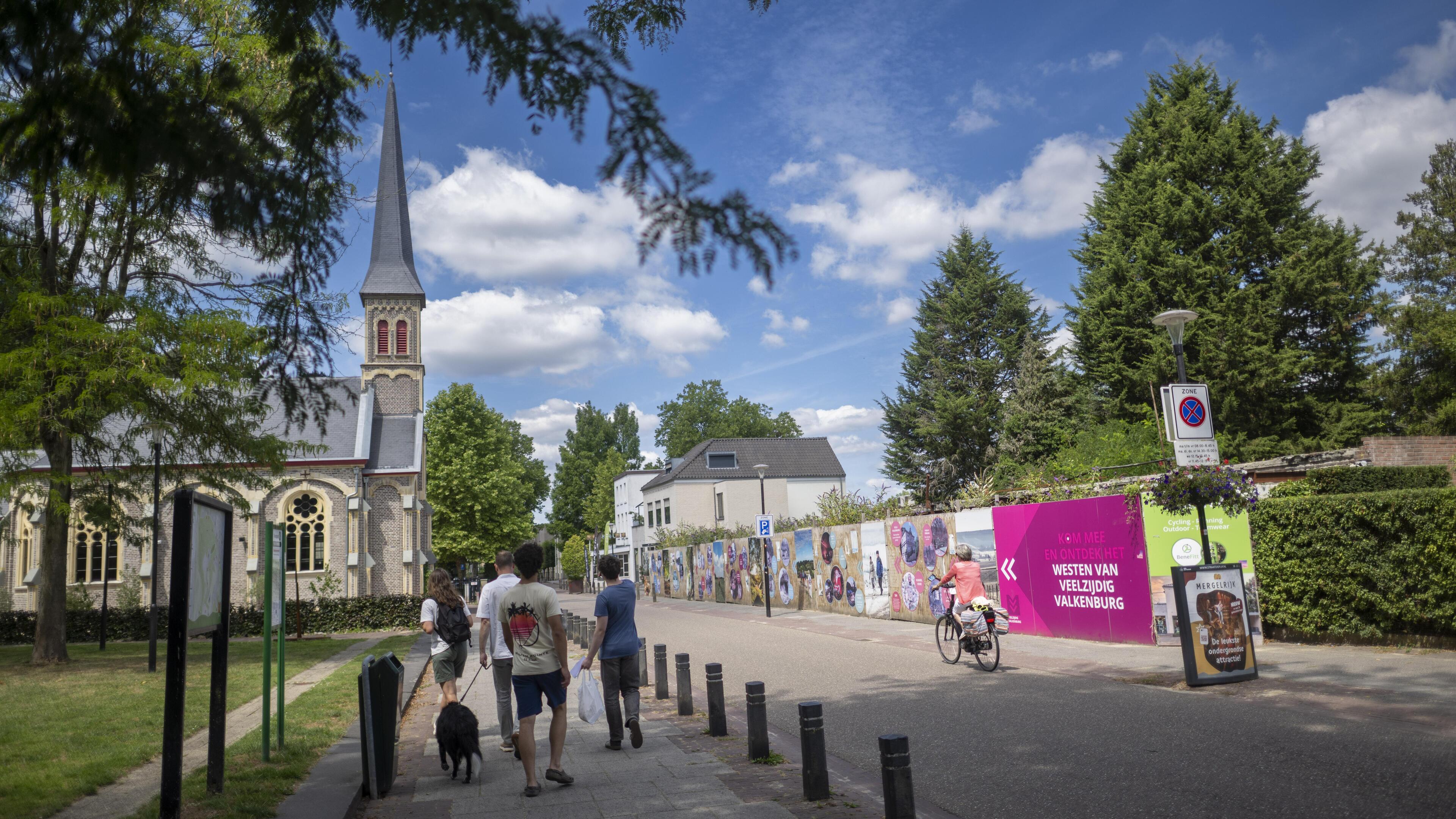 Wonen en winkelen tussen de voormalige Valkenier en de Plenkertstraat: de zorgen en vraagtekens van 
