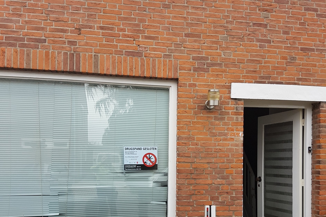 Woning op slot na vondst grote hennepplantage