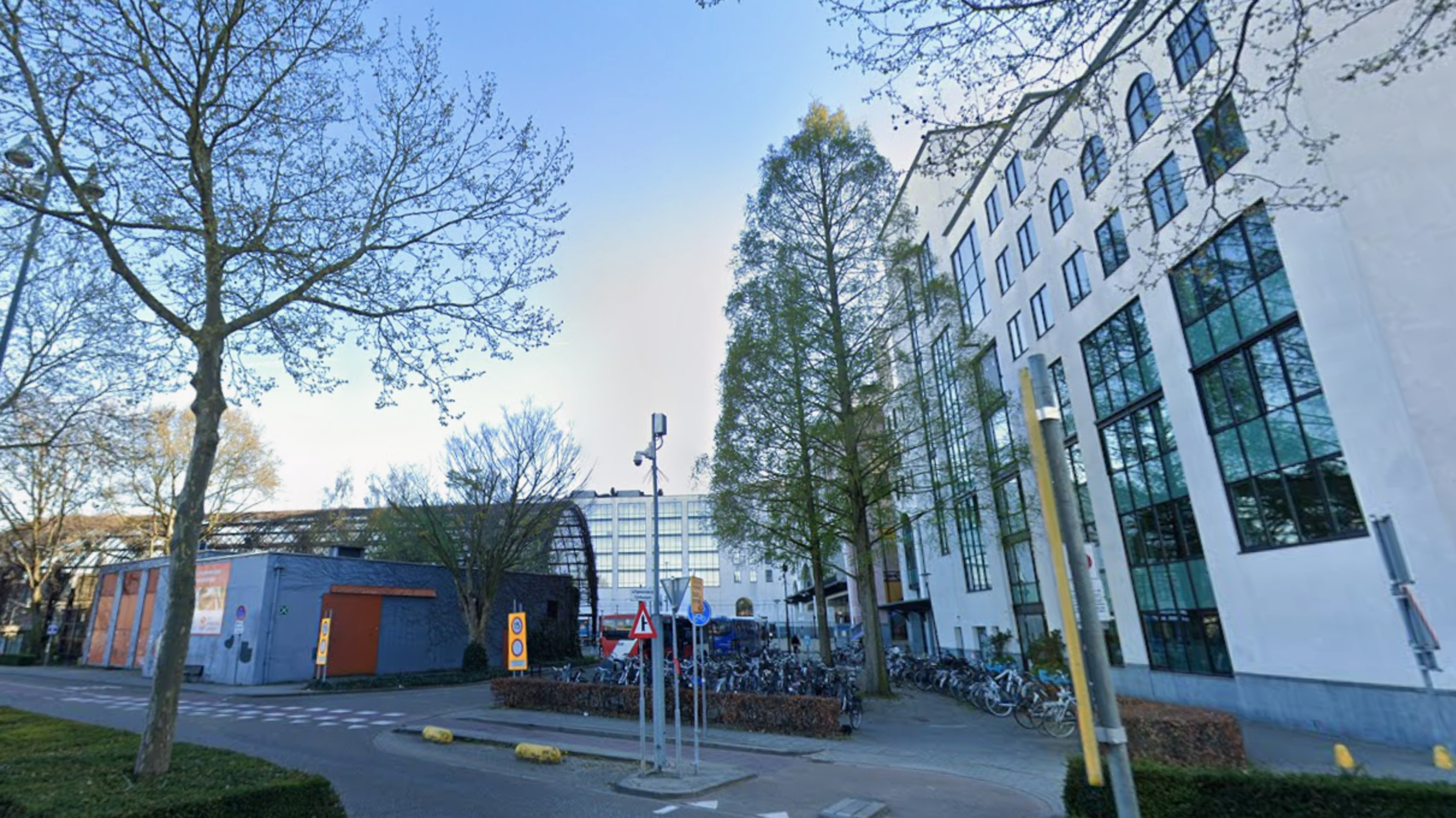 Celstraf voor bedreiging met mes achter station Heerlen: ‘Geef me alles wat je hebt’