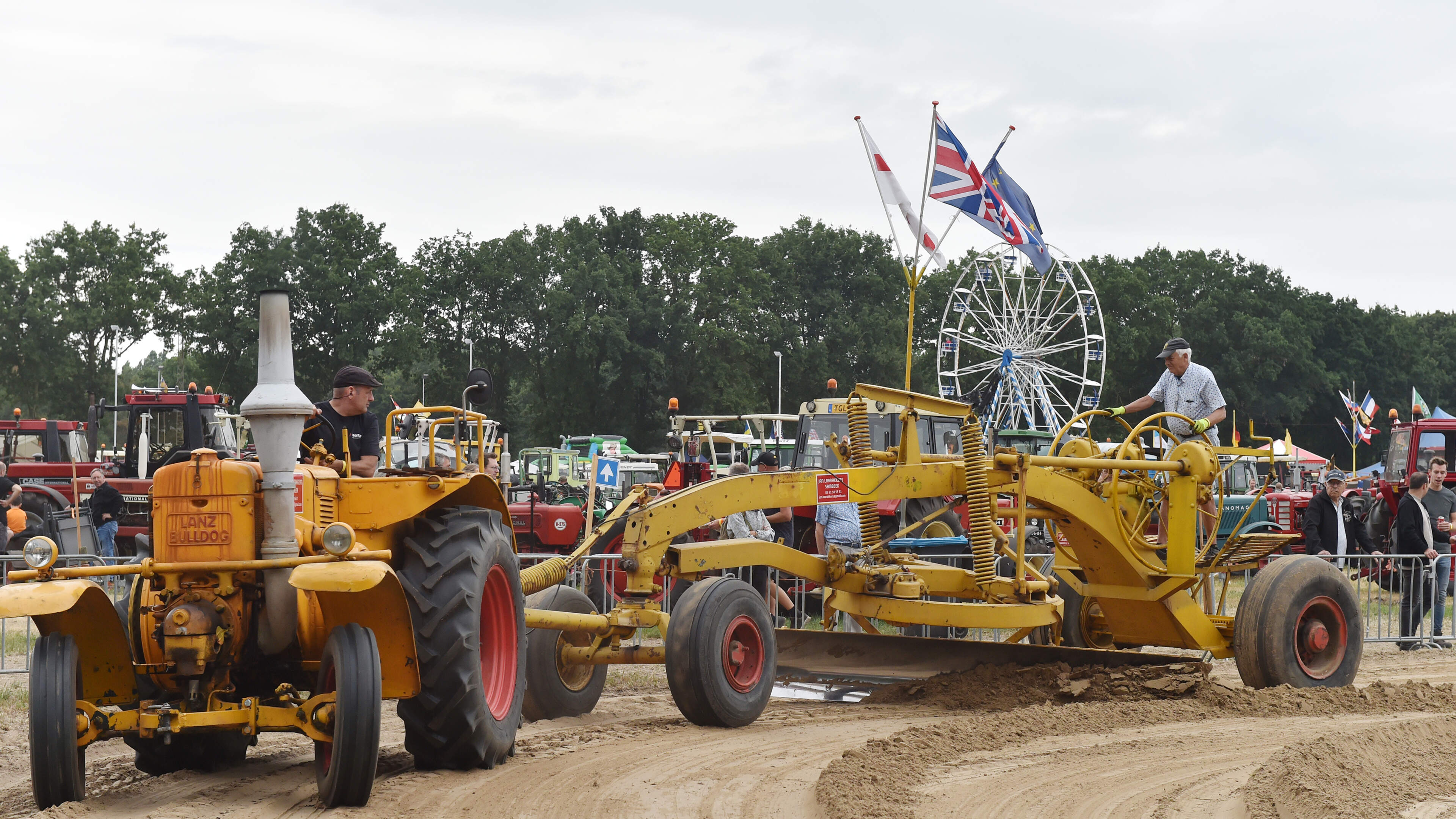 Het Internationaal Historisch Festival in Panningen is de hoogmis voor de nostalgische agrofreaks