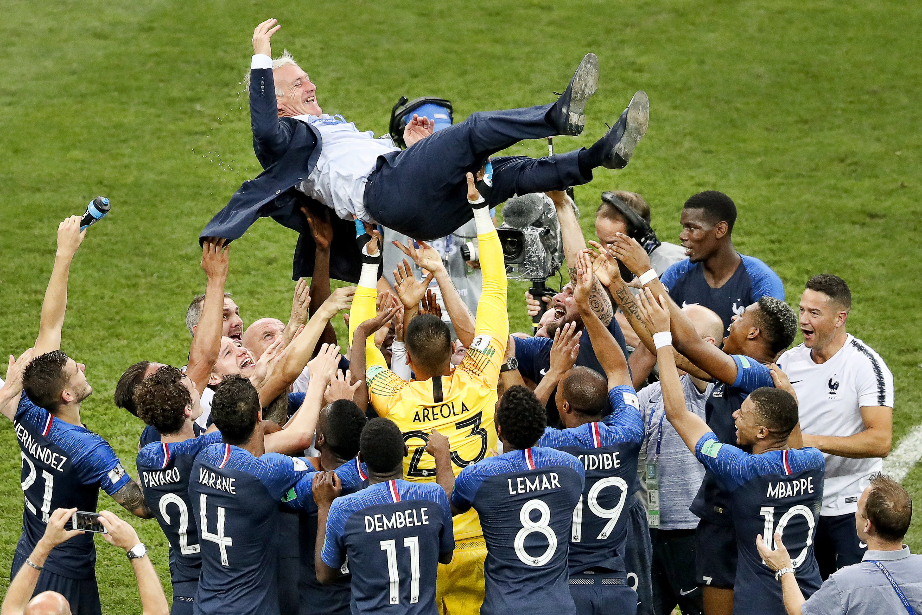 Wereldkampioen Frankrijk stijgt naar 1e plek FIFA-ranglijst | De Limburger