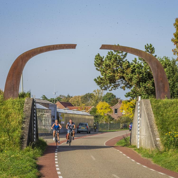 Vernielde knoop van kunstenaar Tajiri keert terug