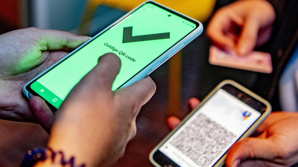 Elf kunstwerken in Born onthullen met QR-code hun verhaal | De Limburger