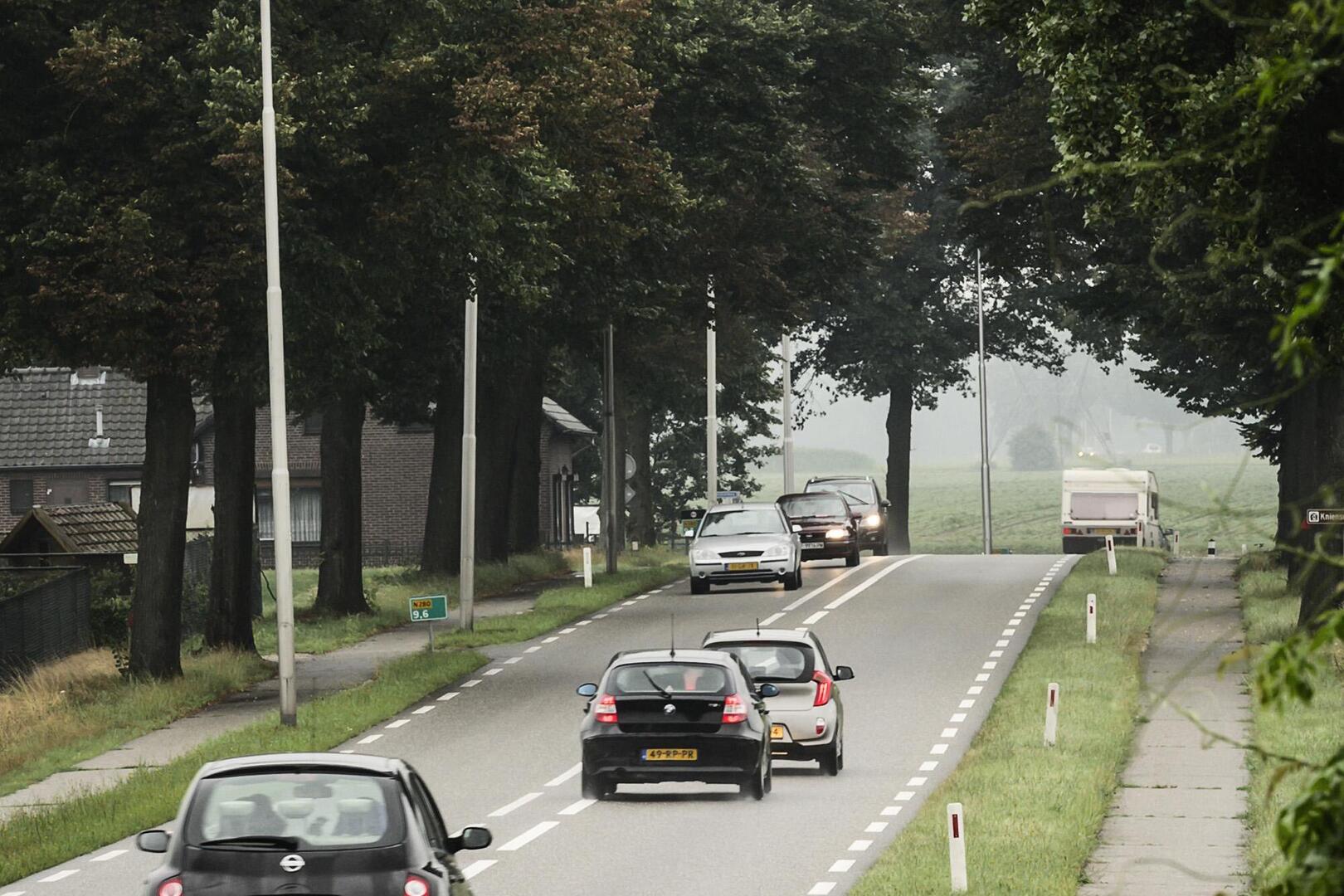Slecht asfalt van de N280 bij Leudal dwingt provincie tot reparatie ...