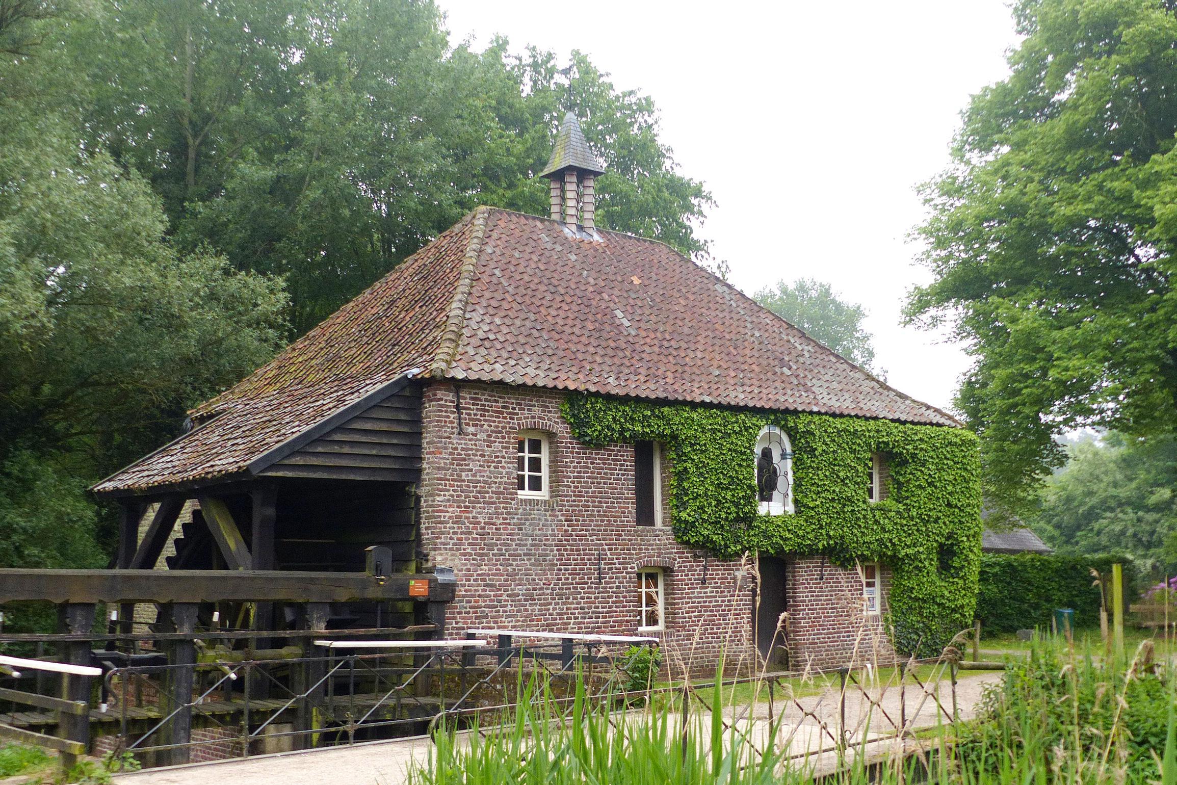 Open dag in kader 250ste verjaardag van Leumolen, een ‘prachtplek’ volgens boswachter Piet Zegers
