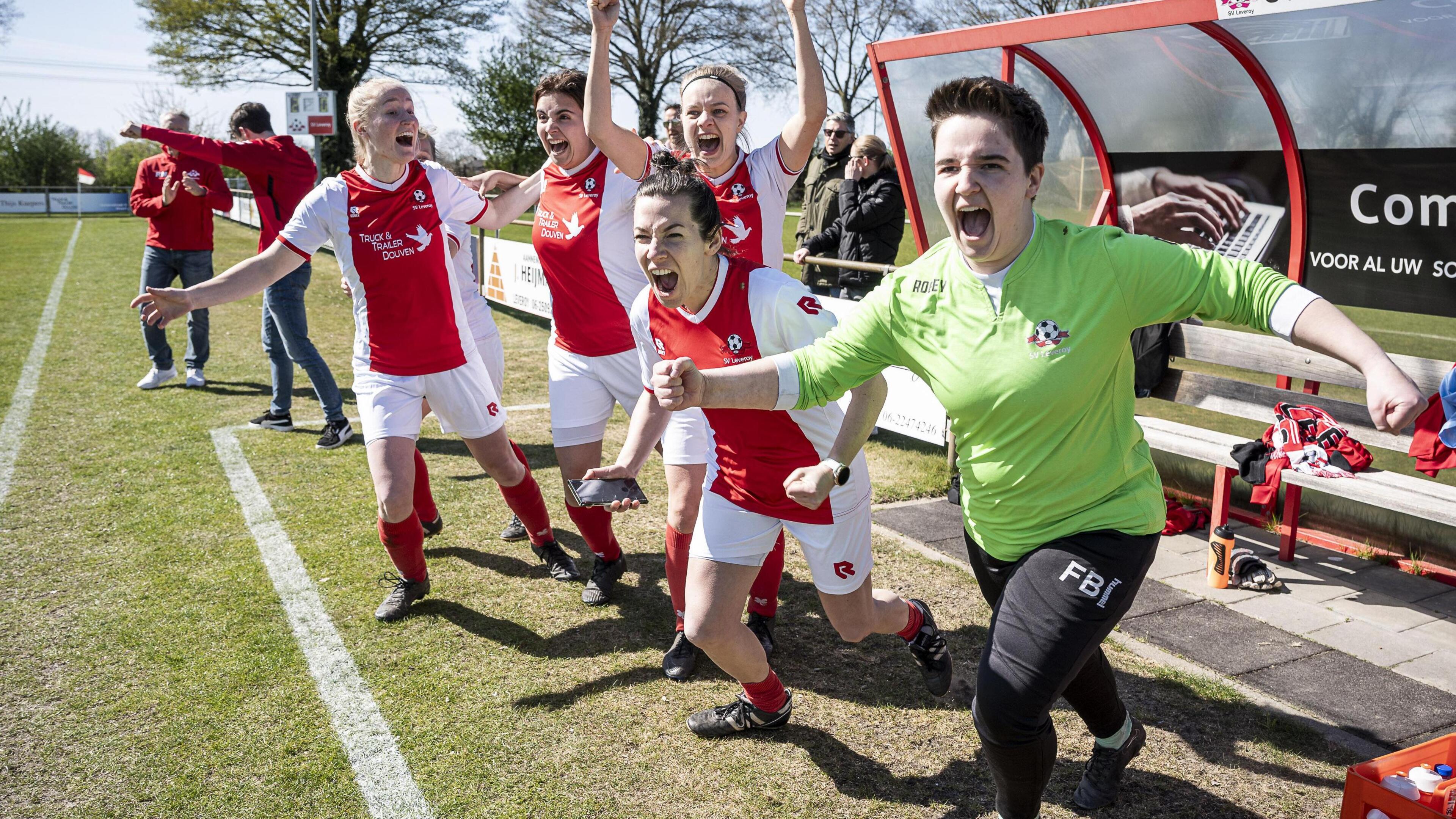 Vrouwen Leveroy pakken titel, FC Landgraaf moet nog week wachten en MMC Weert officieus gedegradeerd
