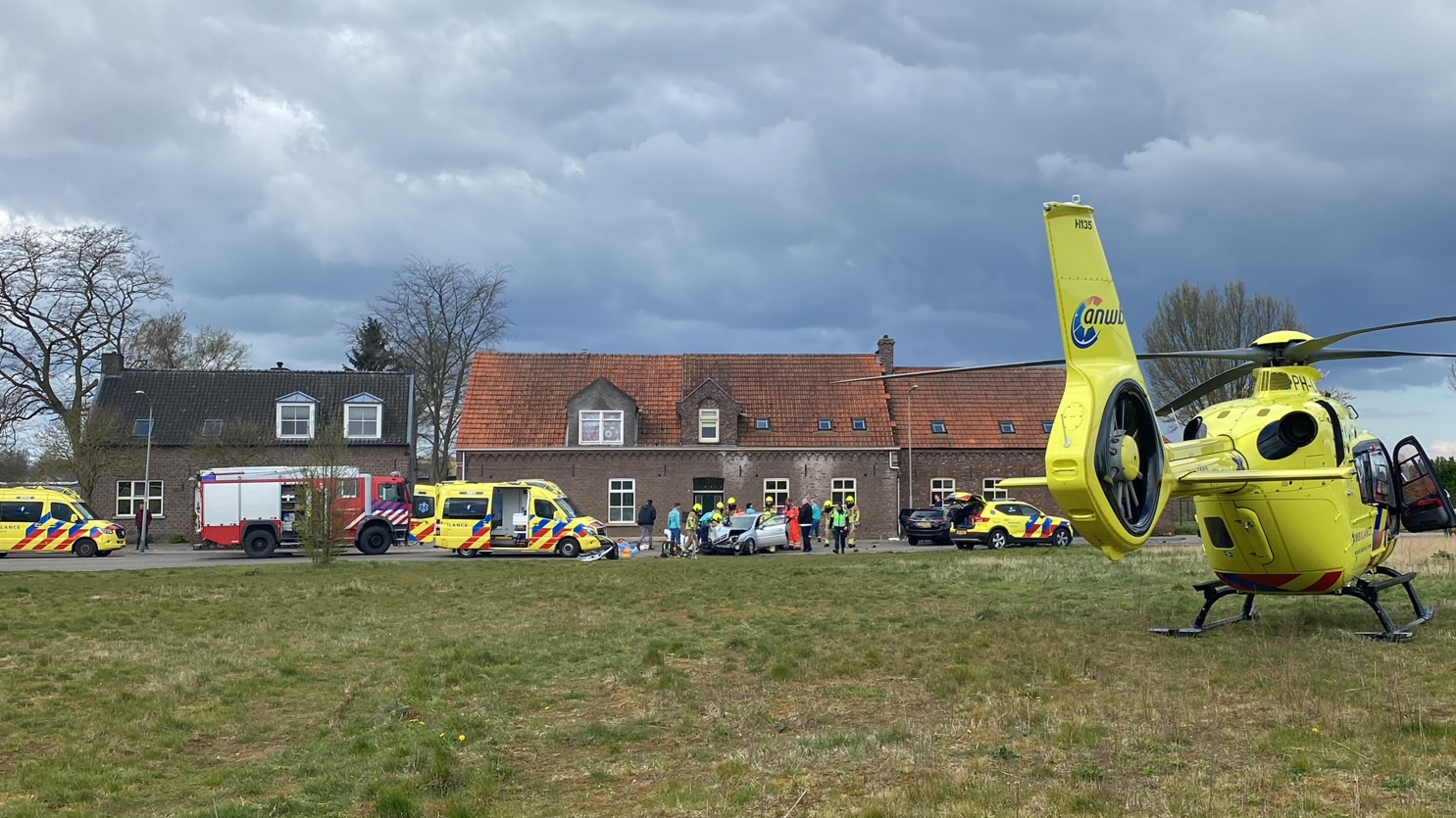 Frontale botsing in Broekhuizenvorst