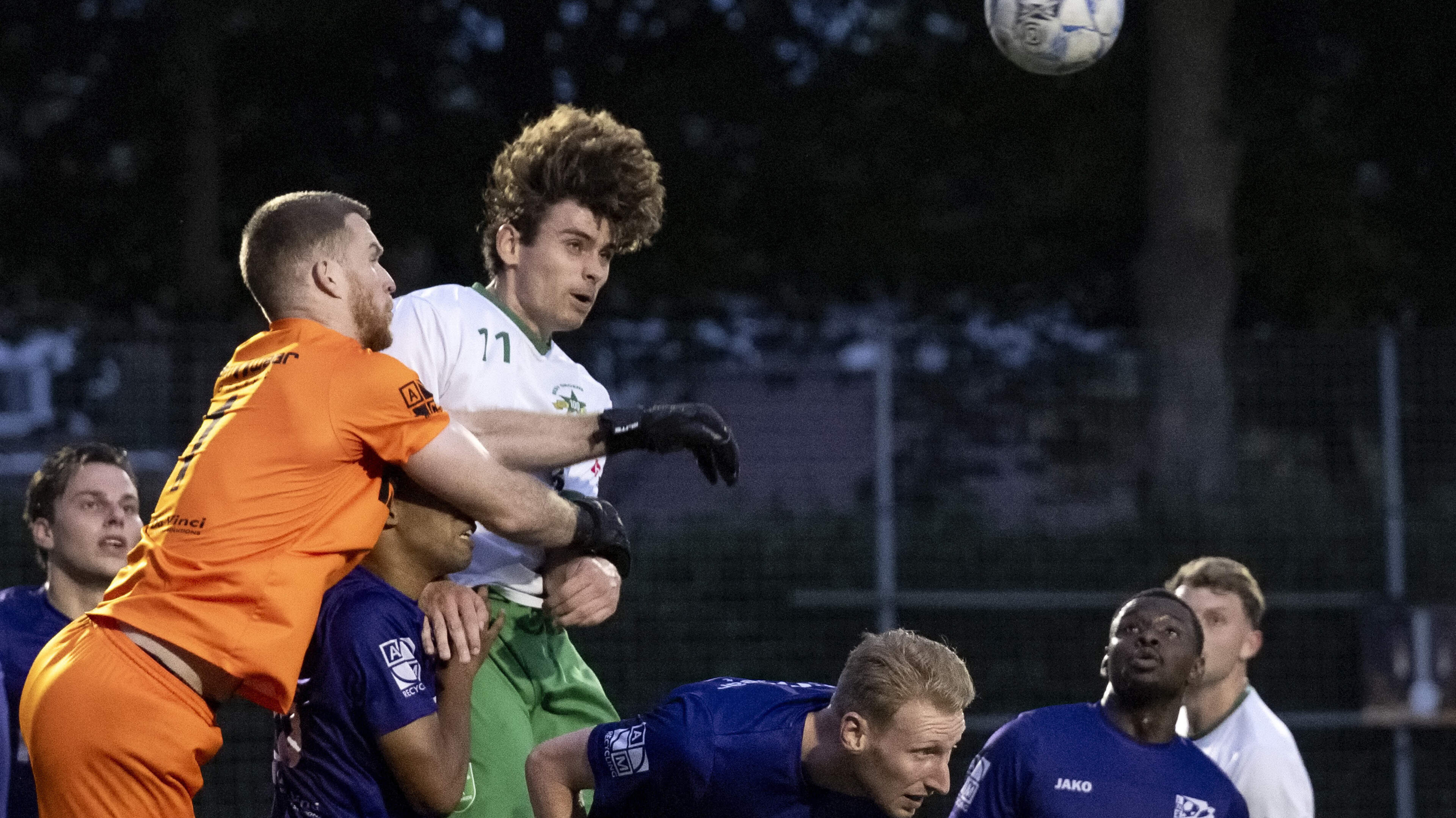 Groene Ster pakt eerste zege en klimt naar dertiende plek na zwaarbevochten 1-0 tegen Zwaluwen