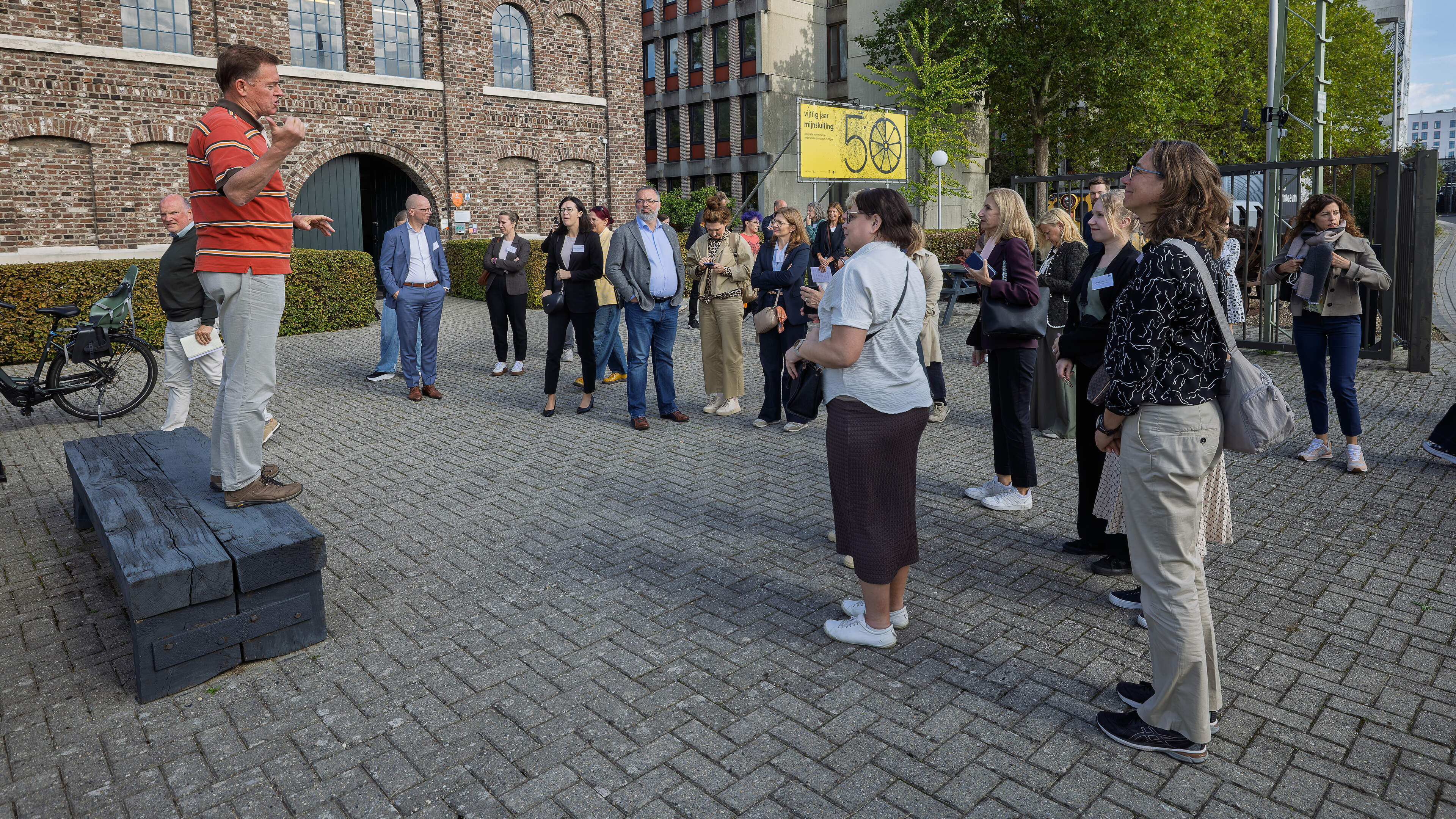 Scheuren, scheefstand en ‘spookmeren’: Europese mijnregio’s leren in Heerlen van elkaars schade na m