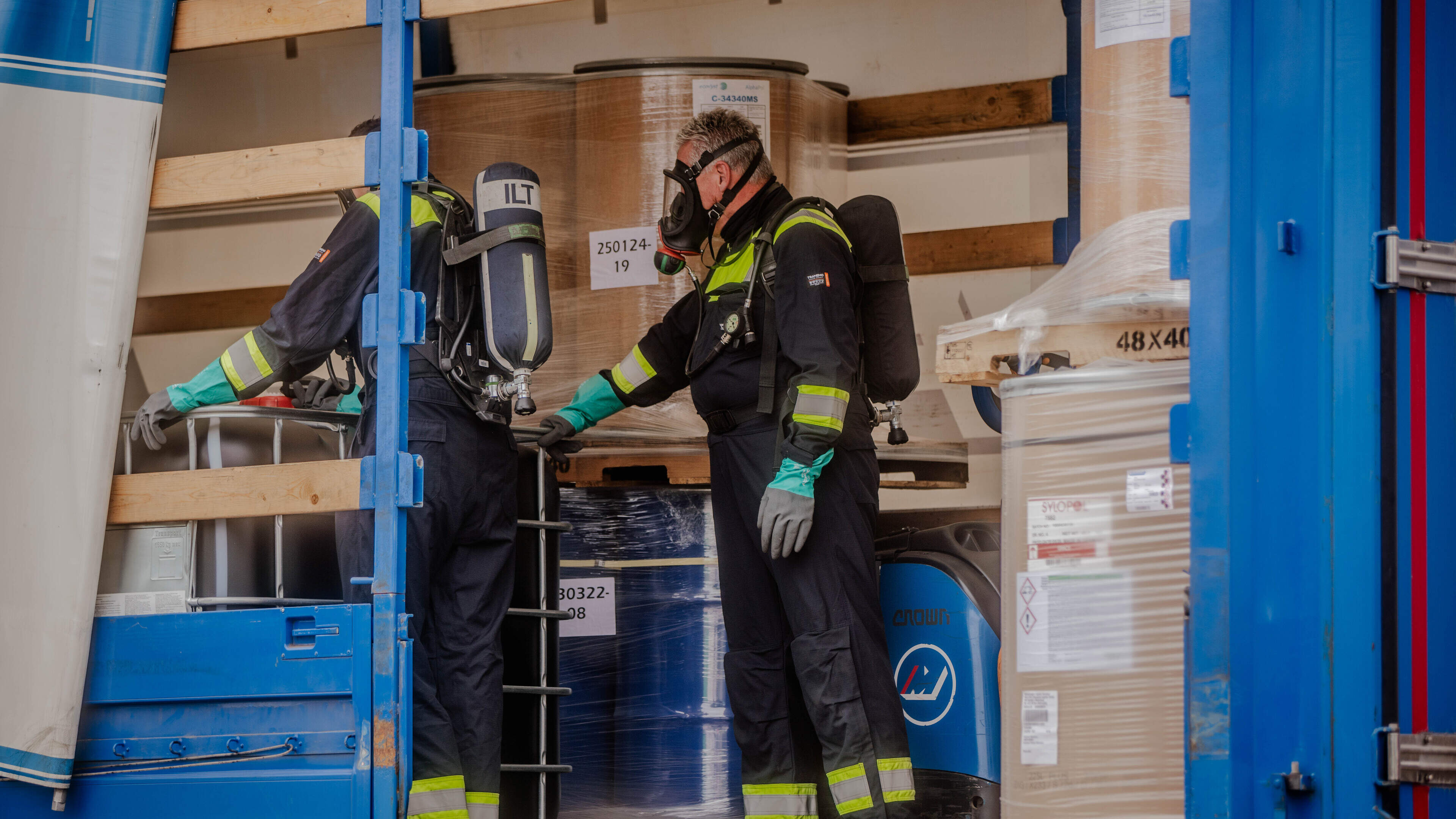 Oogst inspectie vervoer gevaarlijke stoffen in Elsloo: kapotte remschijven, openstaande afsluiter en