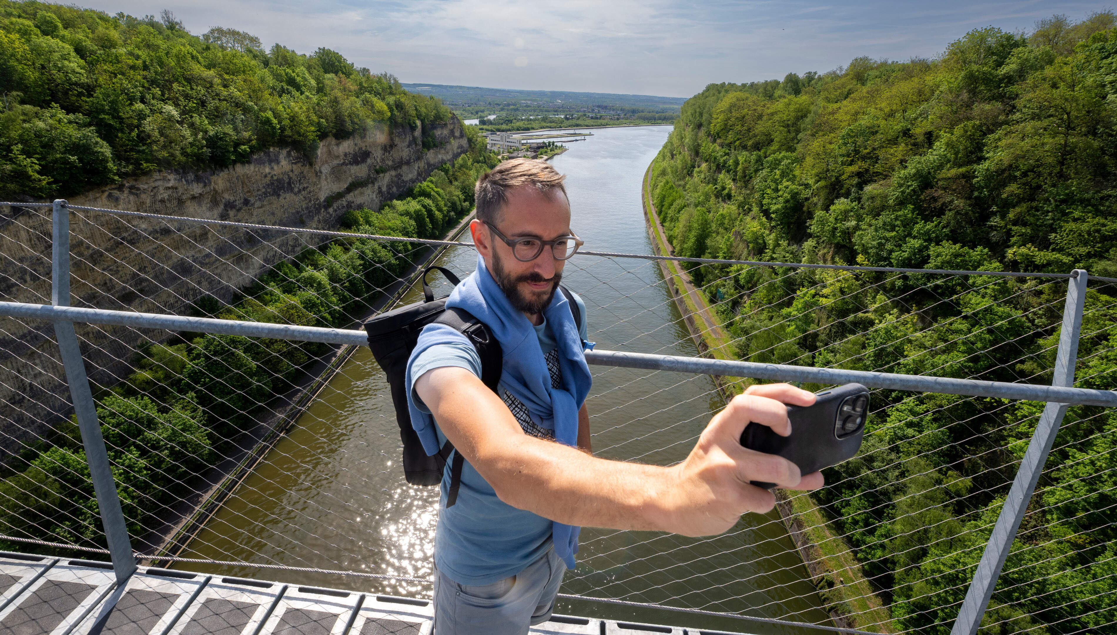 Spectaculaire hangbrug bij Maastricht zorgt voor opwinding en bezorgdheid: ‘Ik heb nog geen Venetiaa