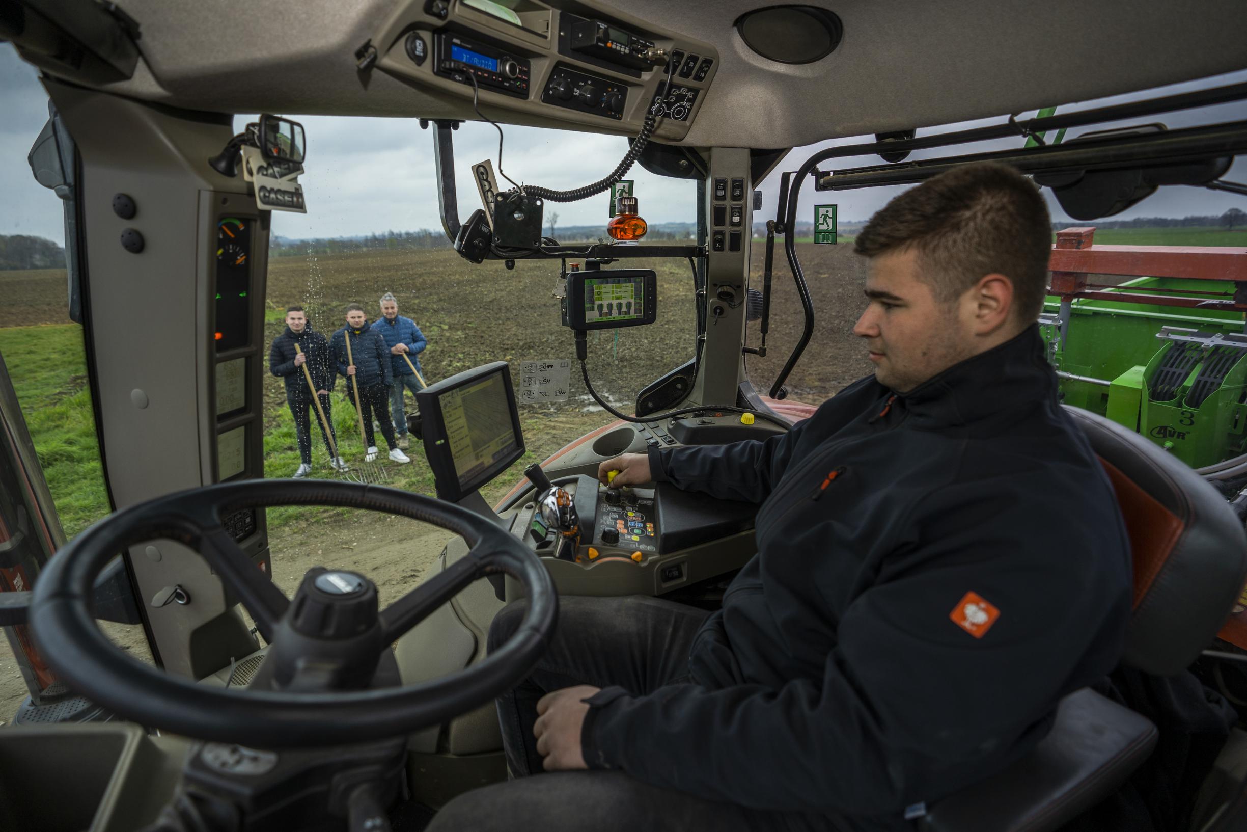 Er zijn steeds minder boeren in Limburg, maar verdwijnen daarmee ook hun woorden uit onze Limburgse 