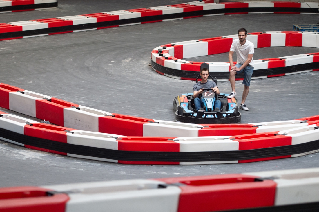 Nieuwe grote overdekte attractie in Heuvelland: karten, paintballen en escape rooms
