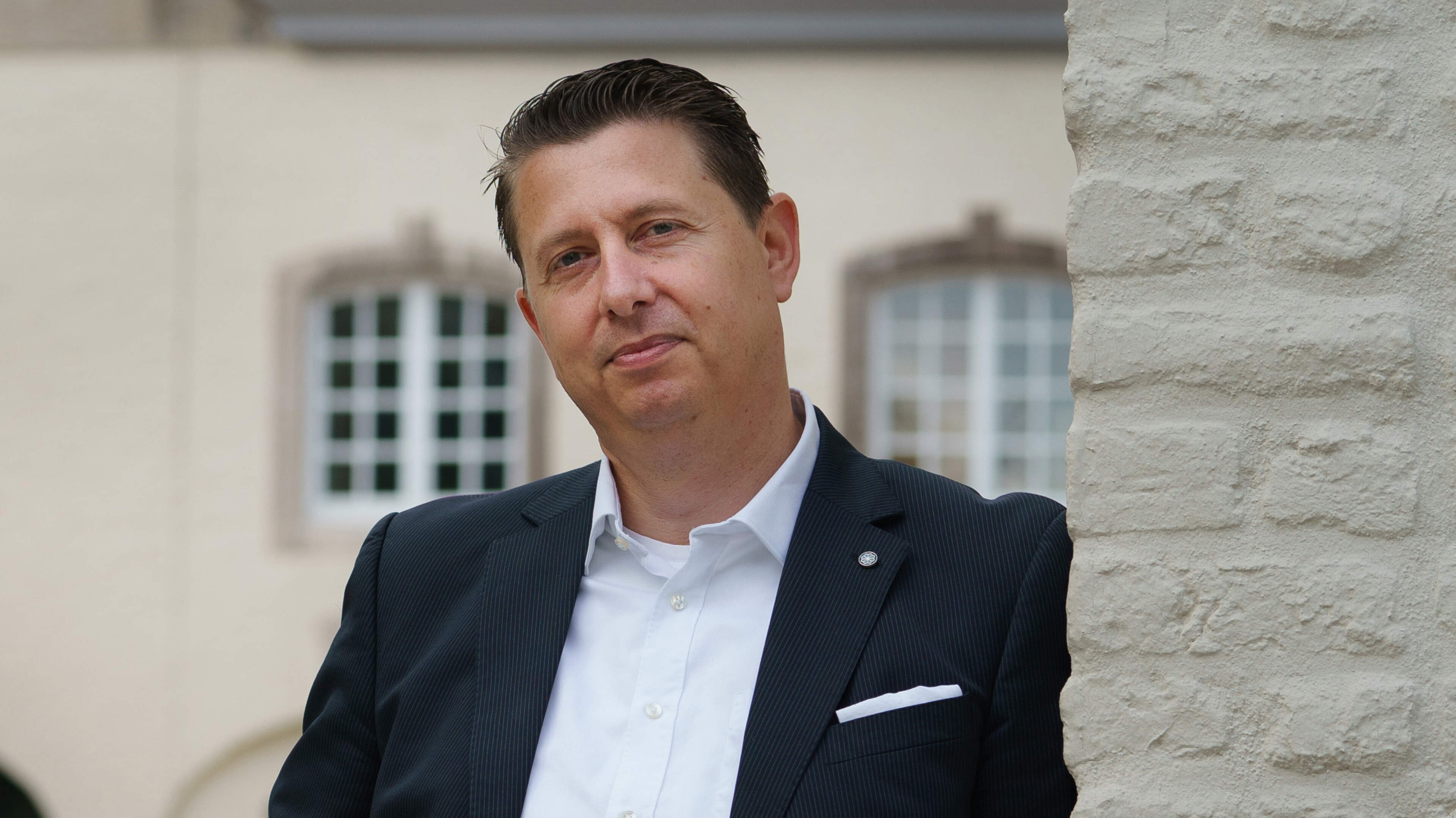 Koninklijke onderscheiding voor oud-raadslid en oud-wethouder John Coenen bij afscheid van gemeenter