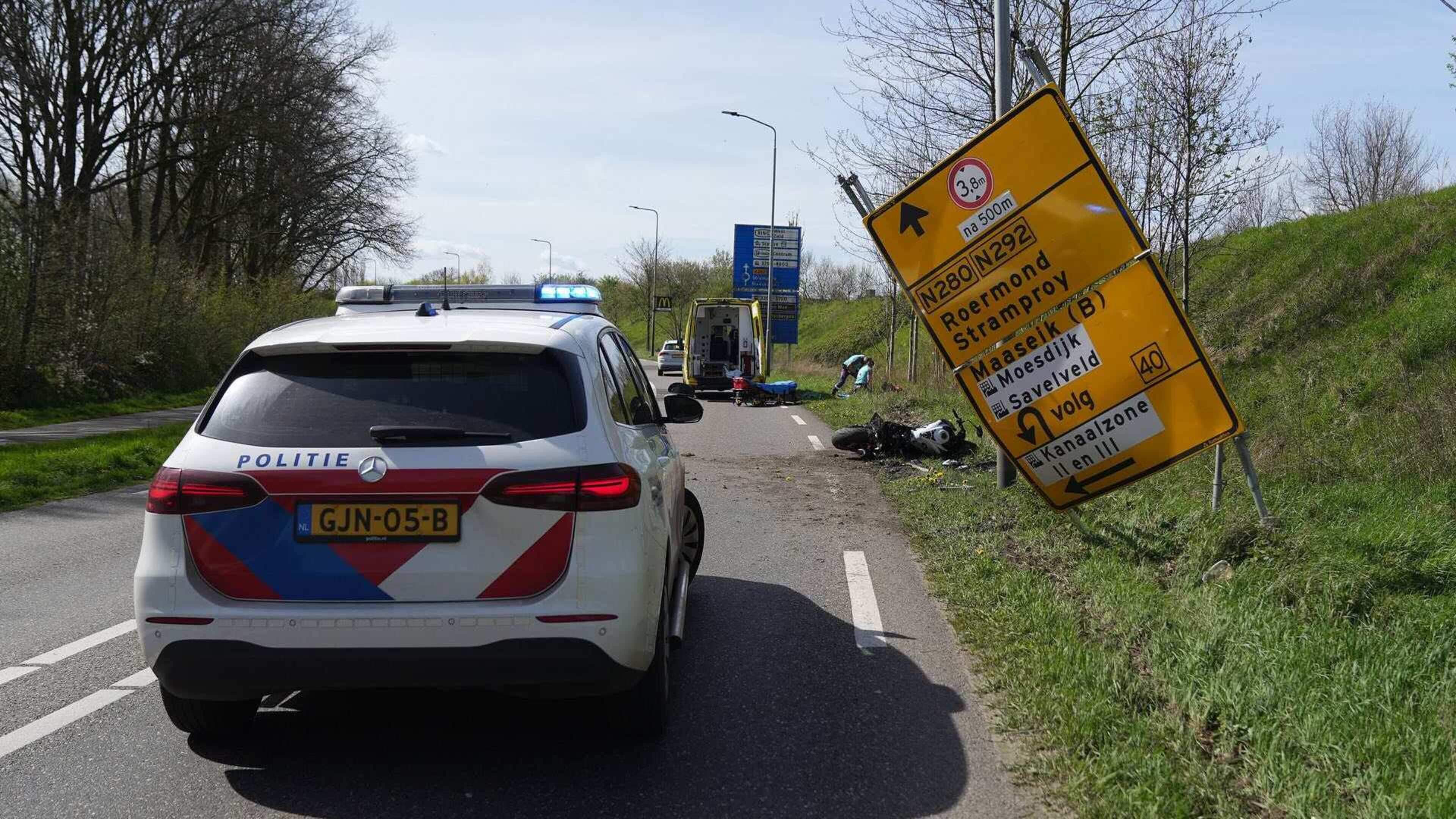 Motorrijder gewond na eenzijdig ongeval op Ringbaan-Noord in Weert.