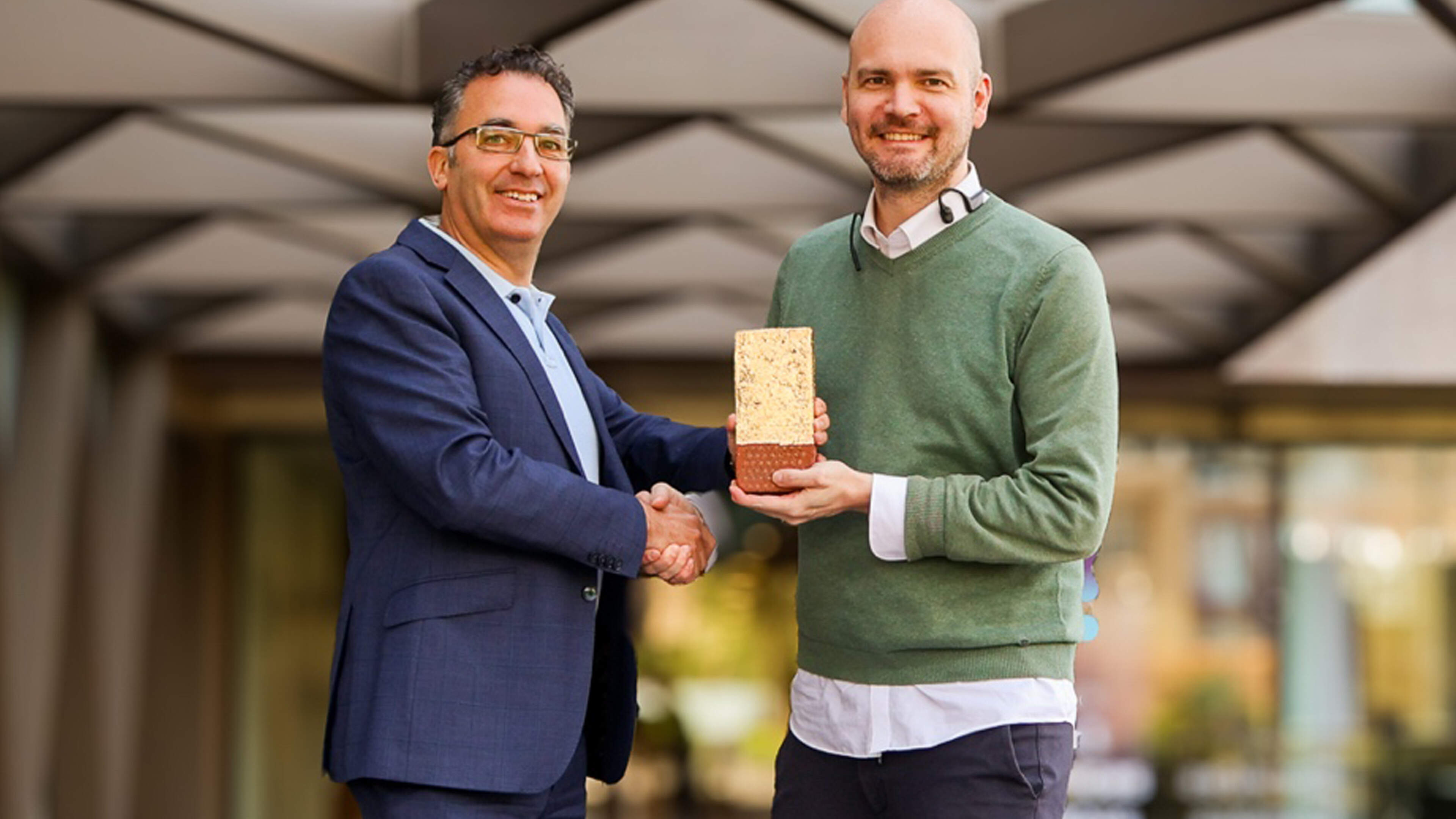 Blijdschap op de campus in Heerlen: start-up Maeconomy haalt 1,5 miljoen euro op om de circulaire wa