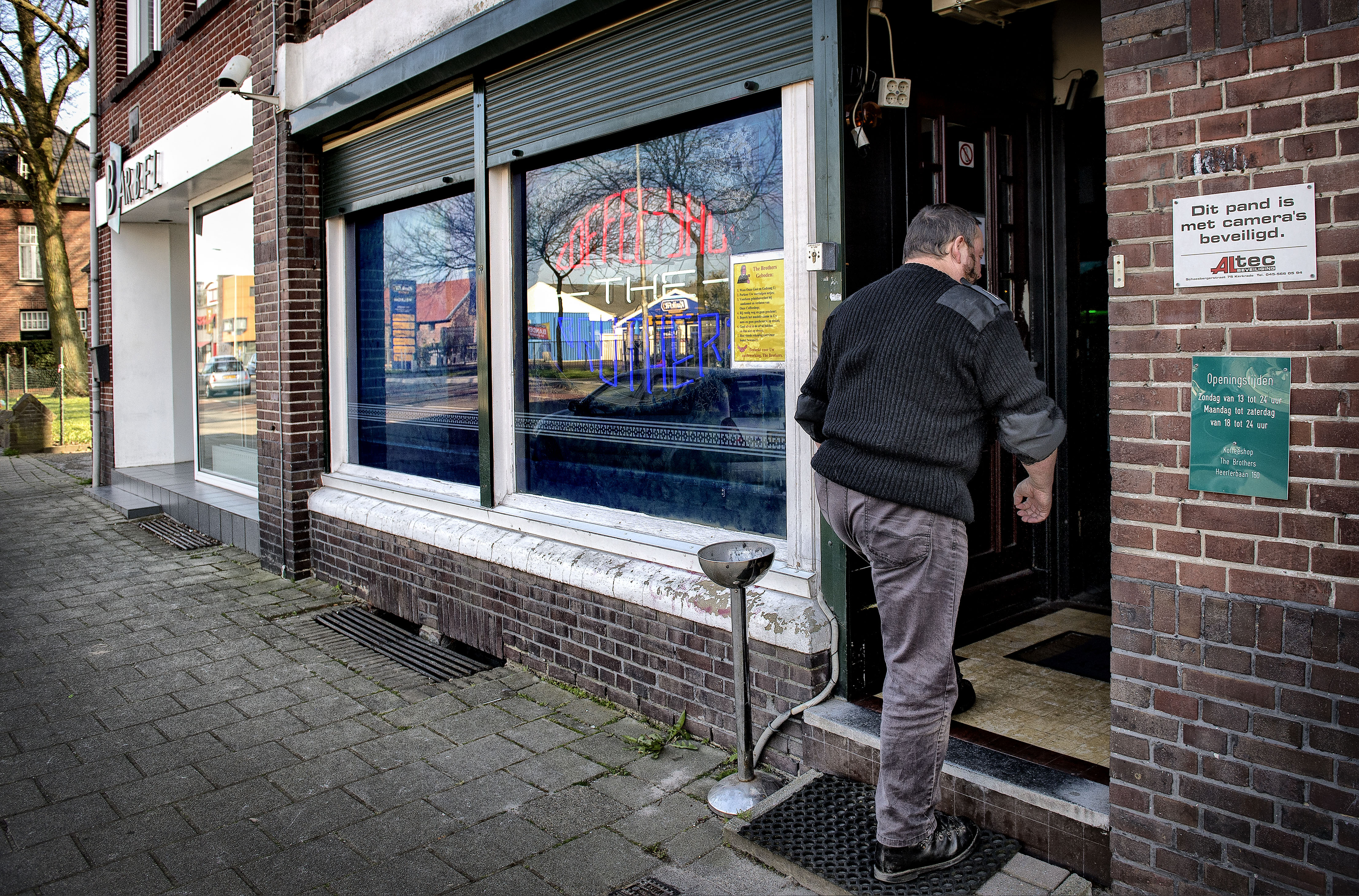 Coffeeshop The Brothers naar oude afwerkplek