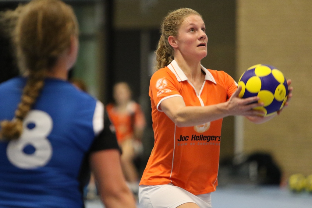 Leven van Maureen Drabbels uit Leunen ademt korfbal: ‘Het mag van mij zo snel mogelijk weer losbarst