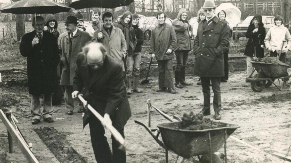 Geen extra aandacht voor prominente ex-leden als Twan Huys en Martin ...