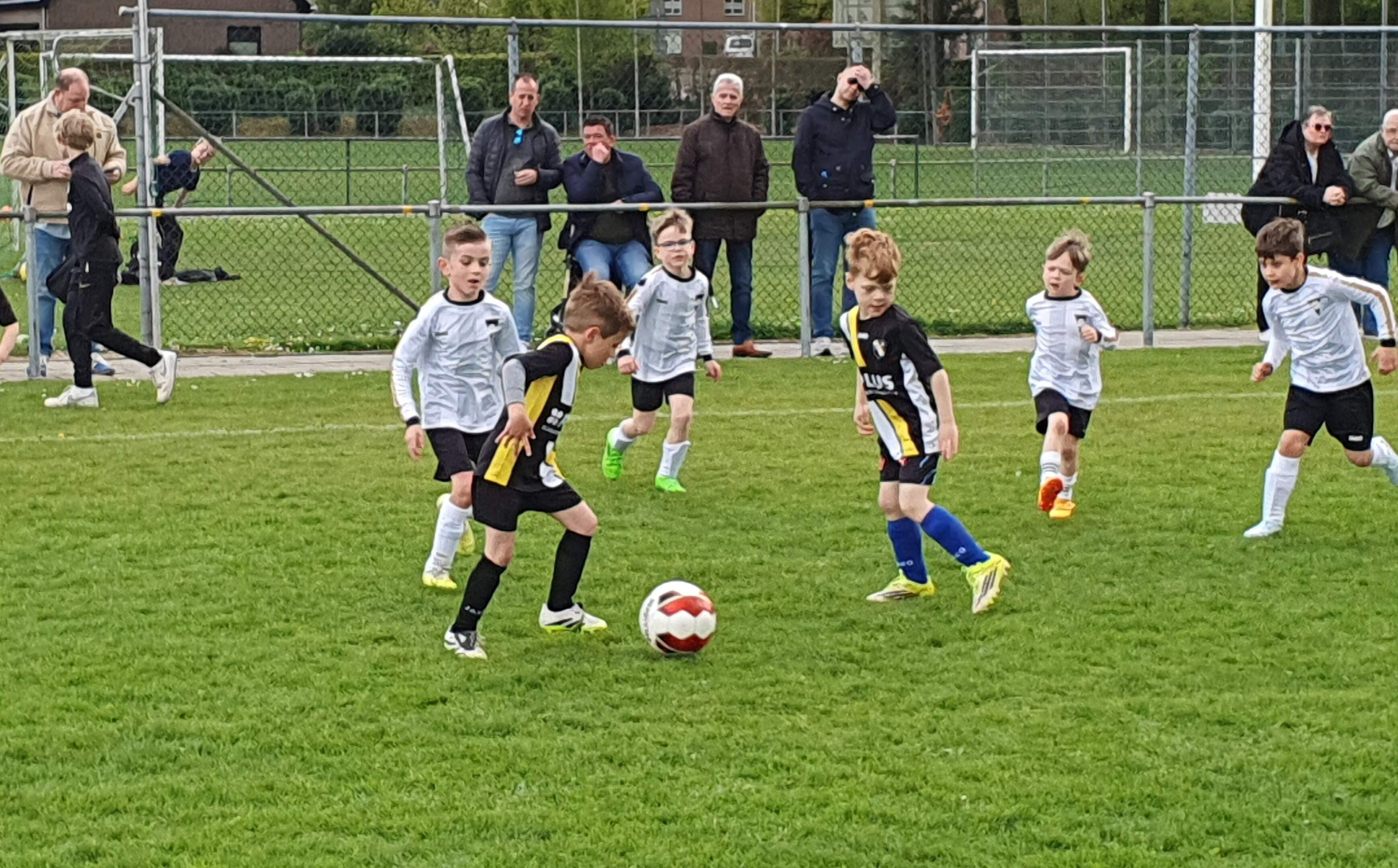 WDZ en Simpelveld hebben niets aan gelijkspel: ‘We hadden kans om afstand van ze te nemen’