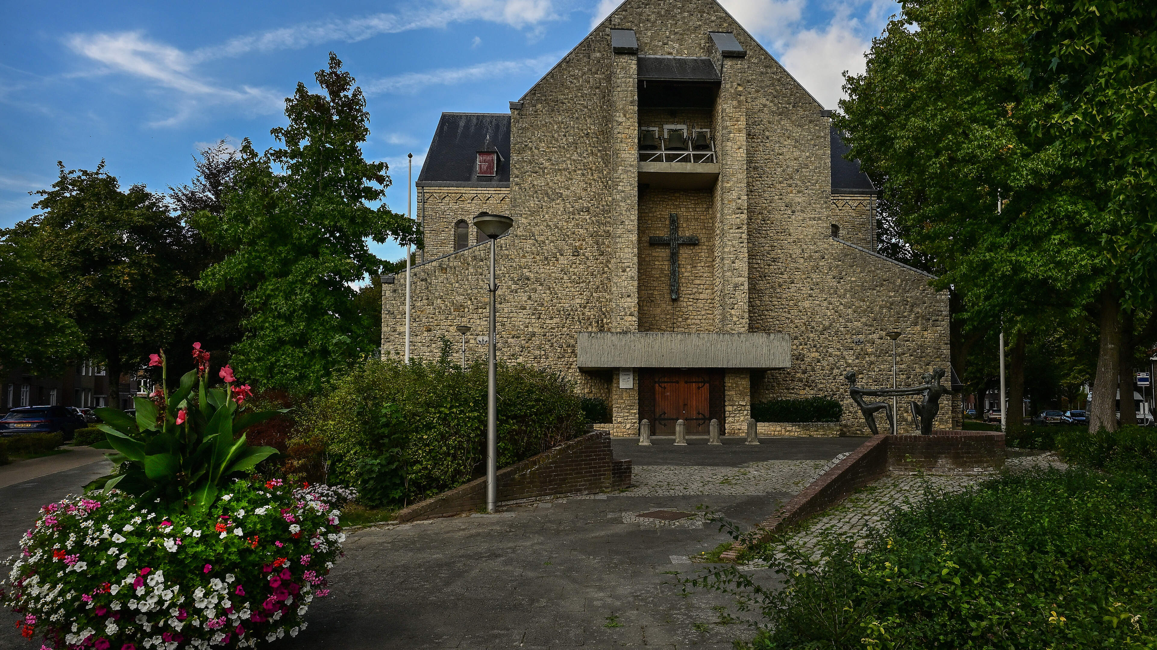 Woningbouw in Catharinakerk Holz en plannen voor twee andere kerken in Kerkrade, maar monumentale st