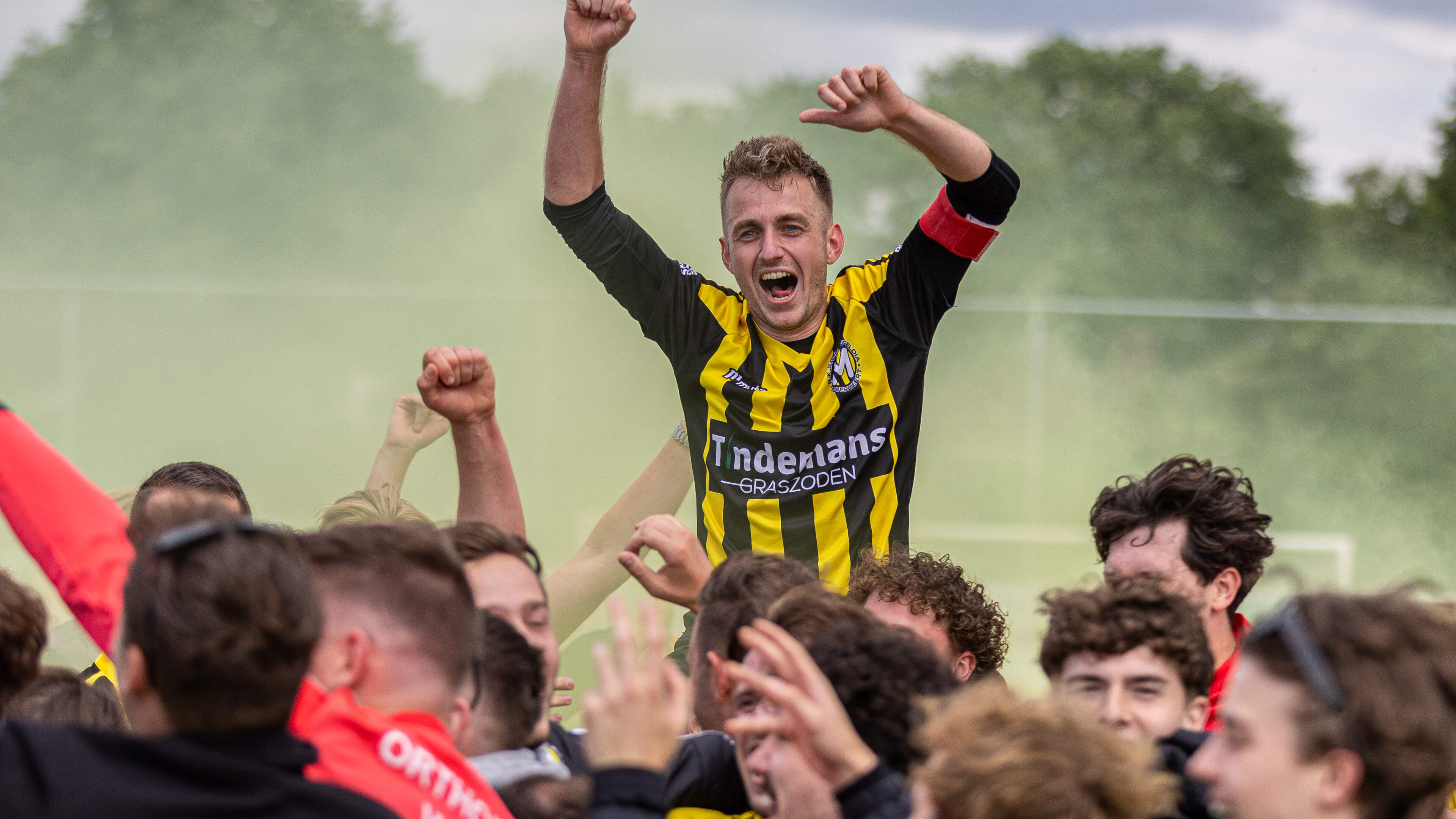 VIDEO Merefeldia handhaaft zich na zinderende finale tegen FC Landgraaf, dat ook op hetzelfde niveau