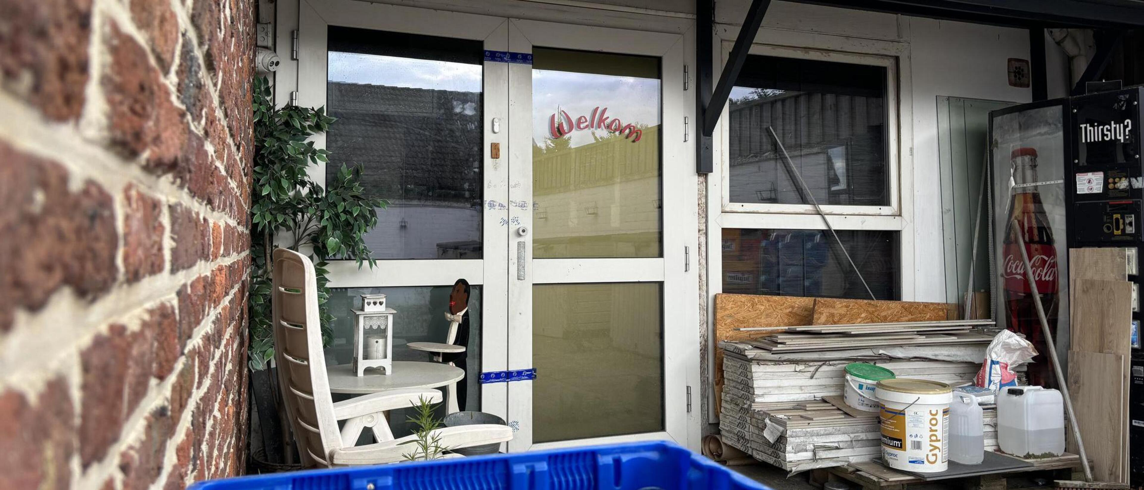 Populaire Belgische seksclub dicht door verdenking mensenhandel, eigenaar  uit Kerkrade verhoord door politie | De Limburger