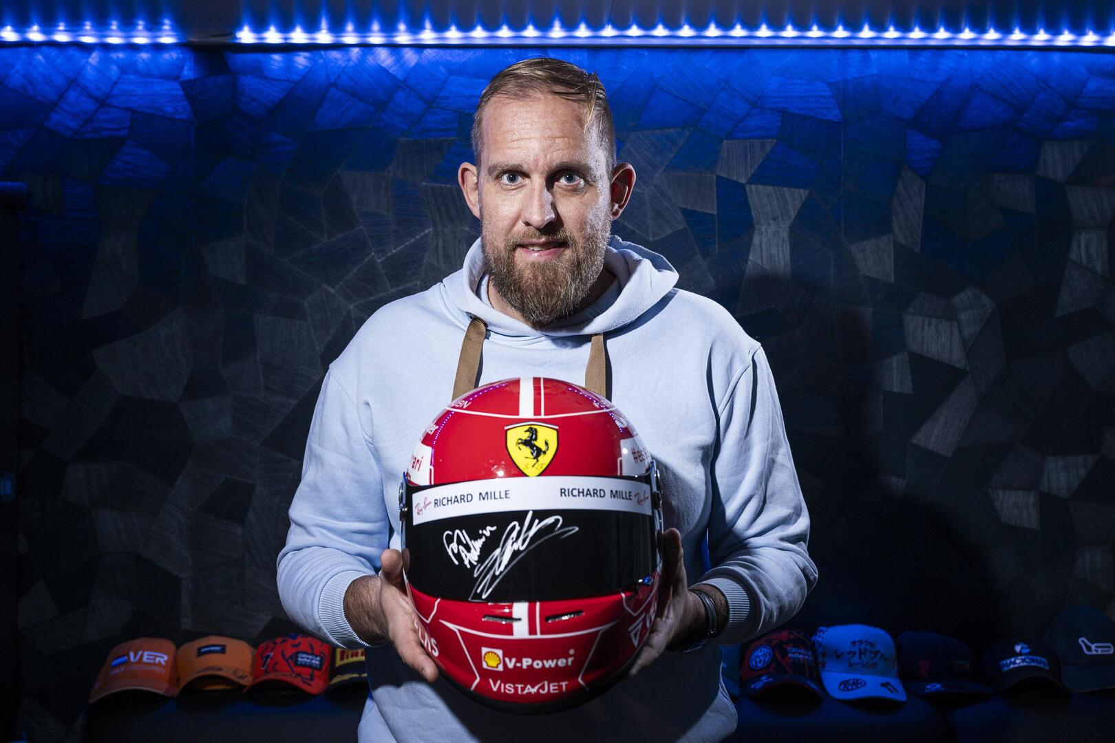 Rick uit Roermond is al jaren huis-dj van de F1 en kreeg bijzonder ...