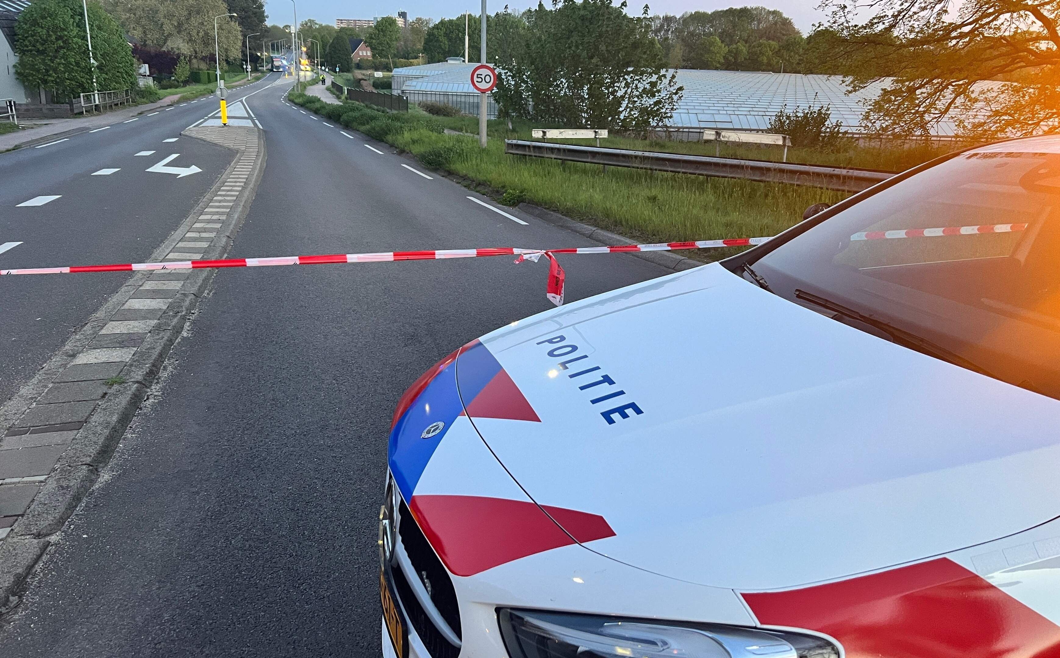Dode bij verkeersongeval met vrachtwagen in Venlo.