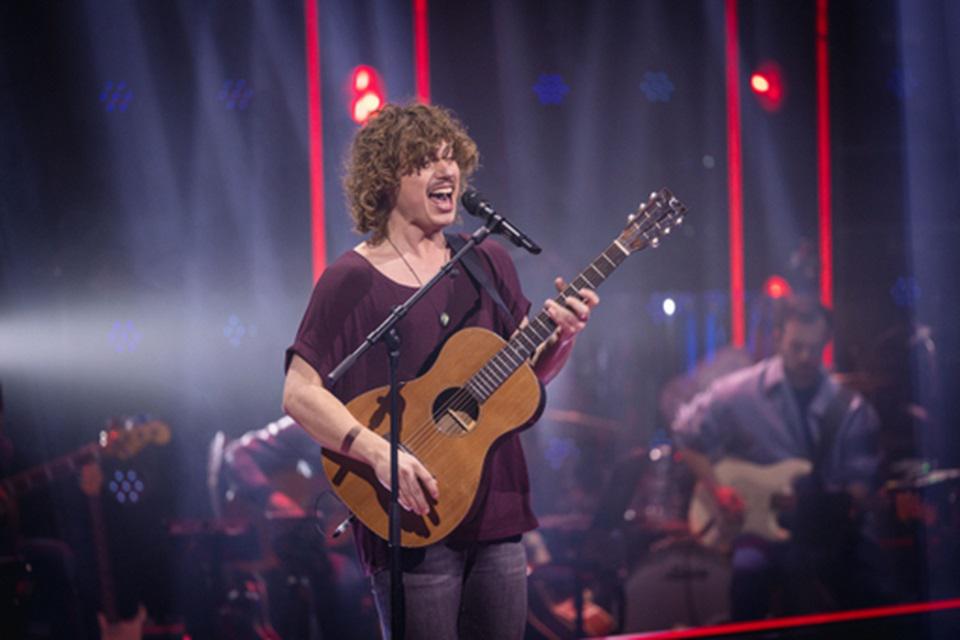 Zanger Cas Ronckers uit Roggel redt het niet in de finale van televisieprogramma The Talent Scouts