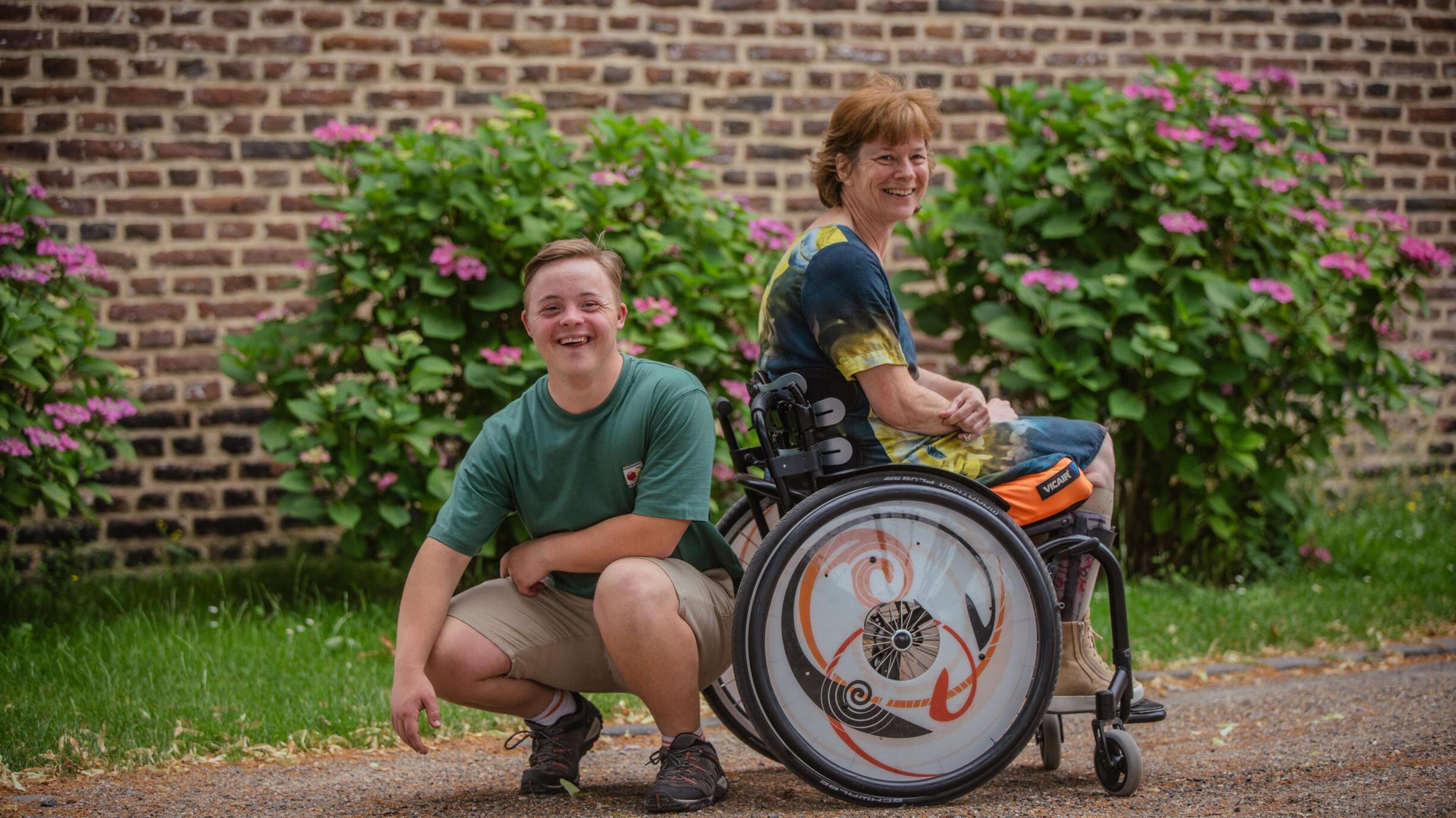 Tim uit Schimmert en Irma uit Stein laten op YouTube zien hoe je met een beperking prima kunt sporte