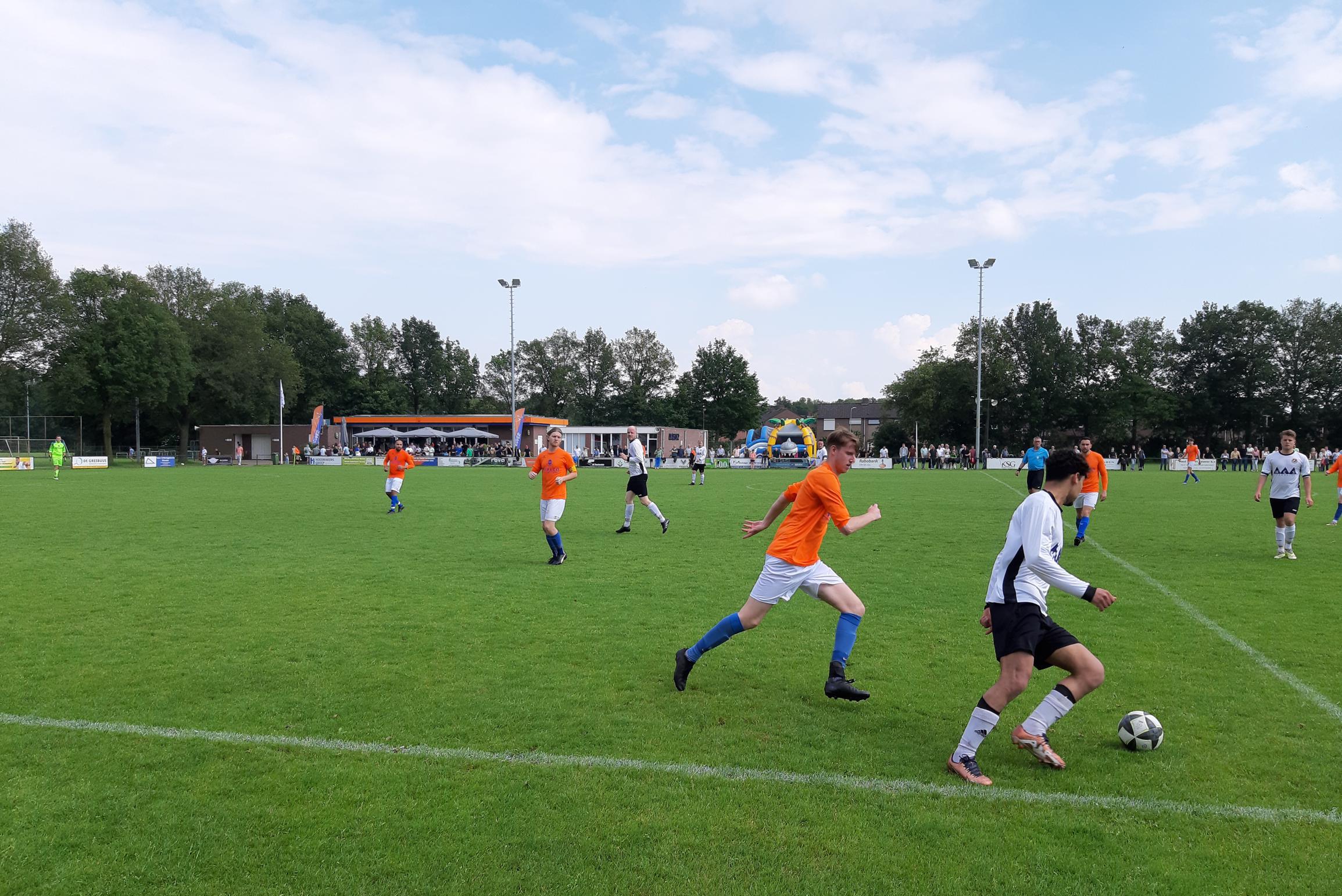 DES Swalmen degradeert door nederlaag in Reuver naar vijfde klasse